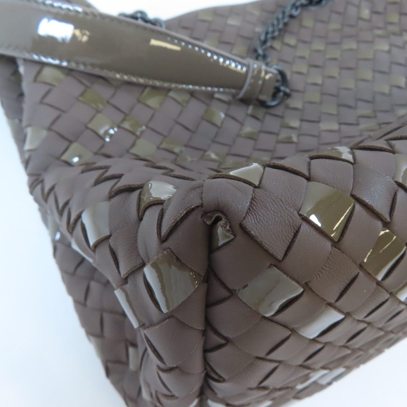 BOTTEGA VENETA 織紋羊皮皮革Chain Shoulder Bag鏈帶肩背袋啡色