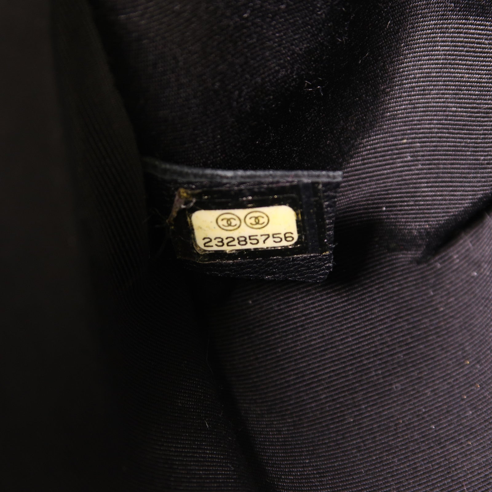CHANEL 牛皮皮革Boy 25金扣鏈帶肩背袋