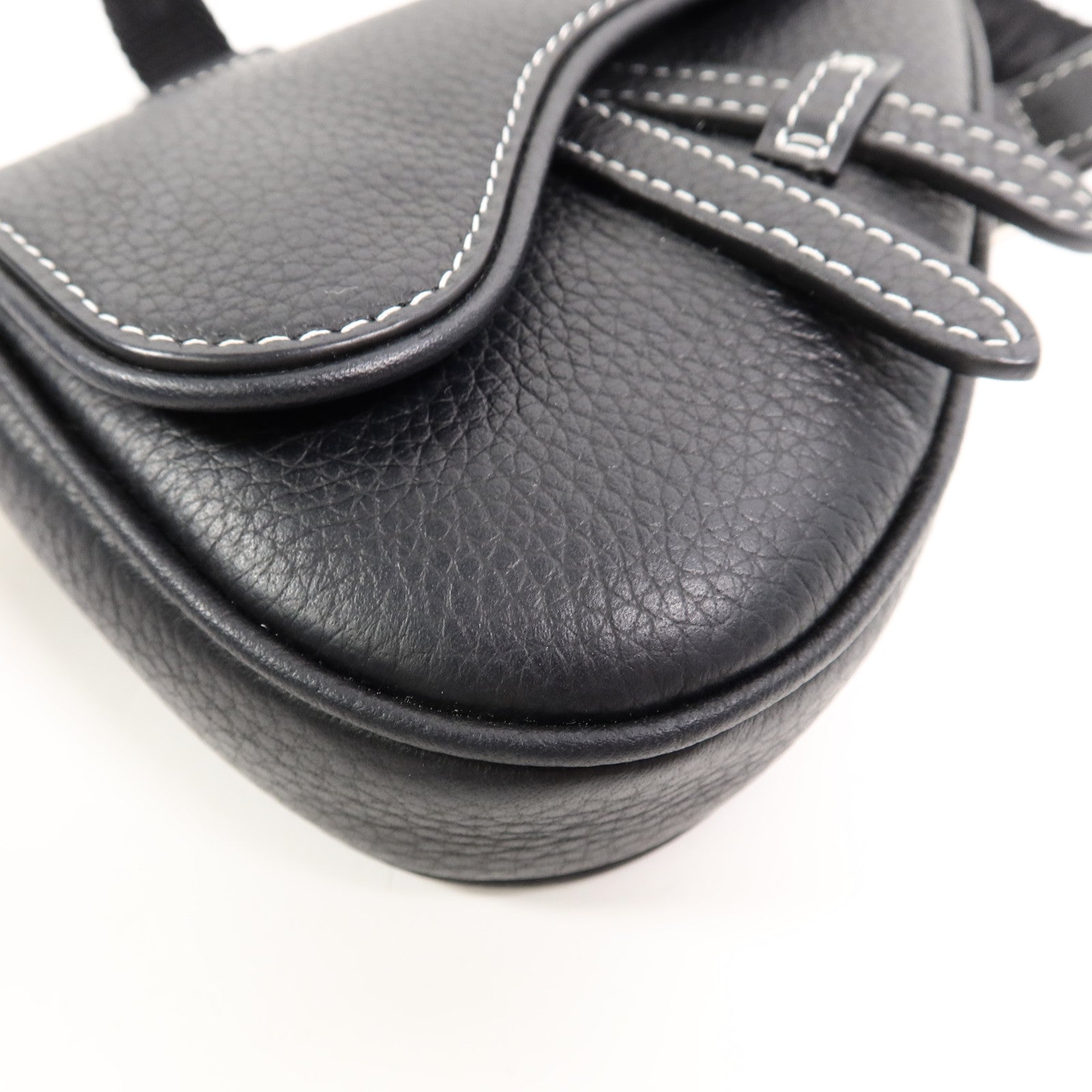 Dior 牛皮皮革Nano Saddle肩背袋