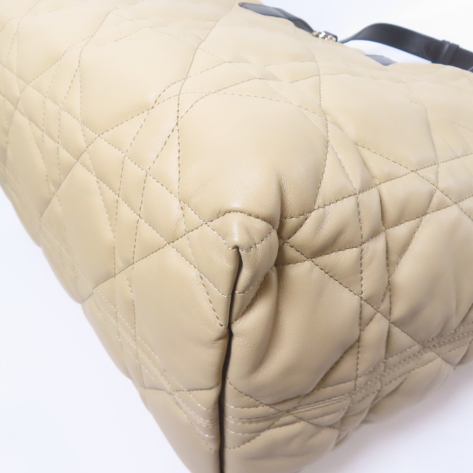 Dior 牛皮皮革Toujours Bag金扣肩背袋