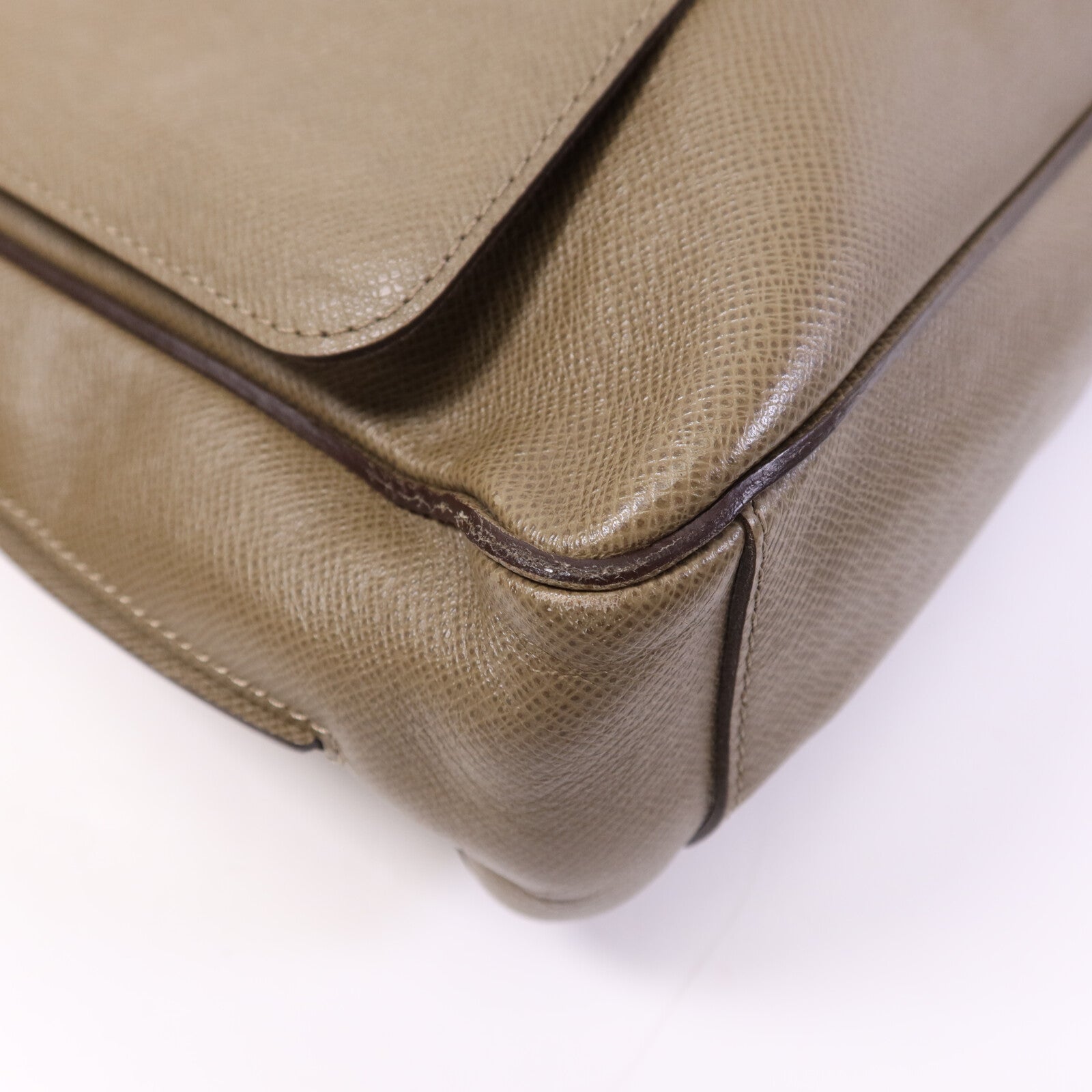 LOUIS VUITTON Taiga Roman MM銀扣肩背袋