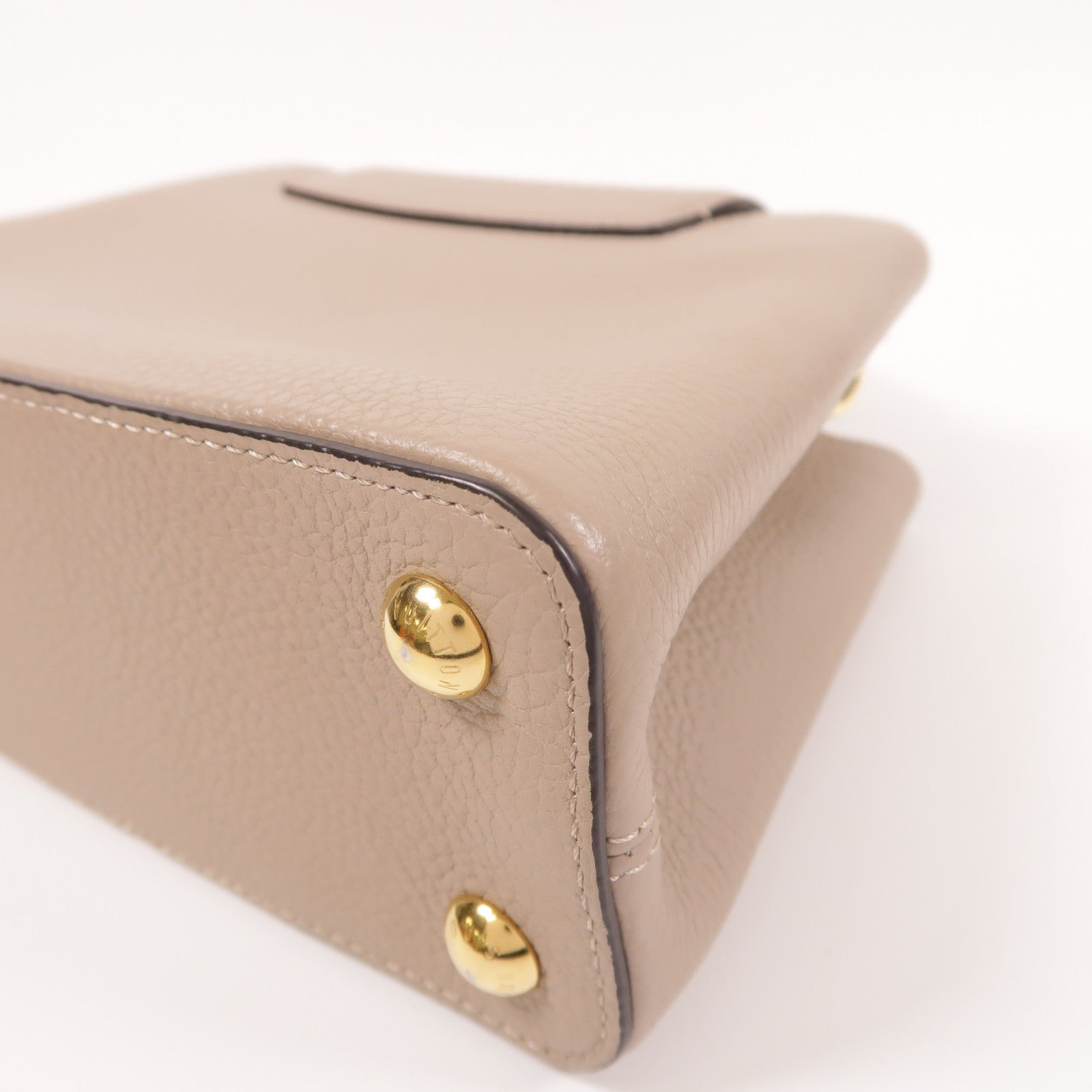 LOUIS VUITTON Taurillon皮革Capucines BB金扣手挽肩背兩用袋