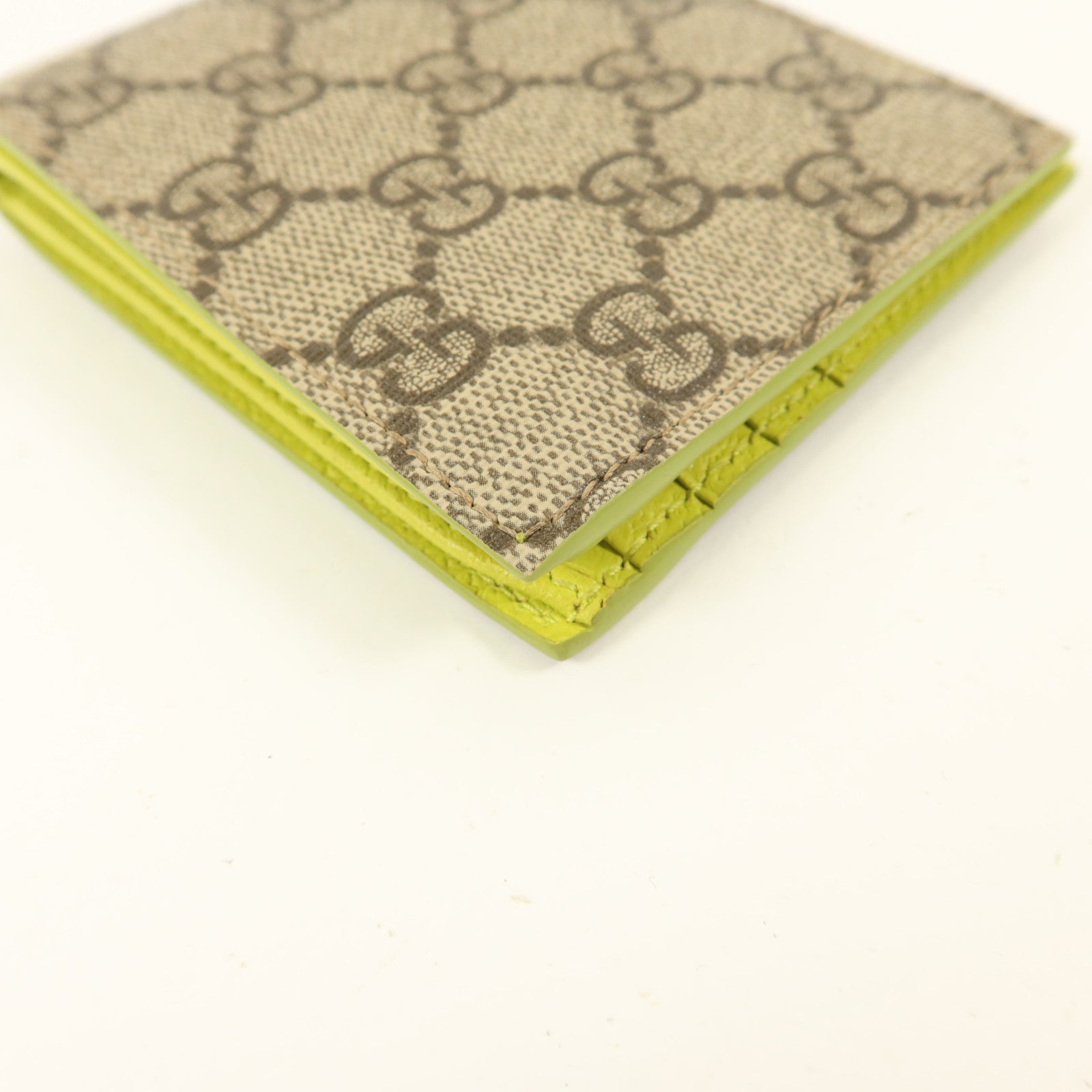 GUCCI 塗層帆布GG Supreme Bifold Wallet錢包