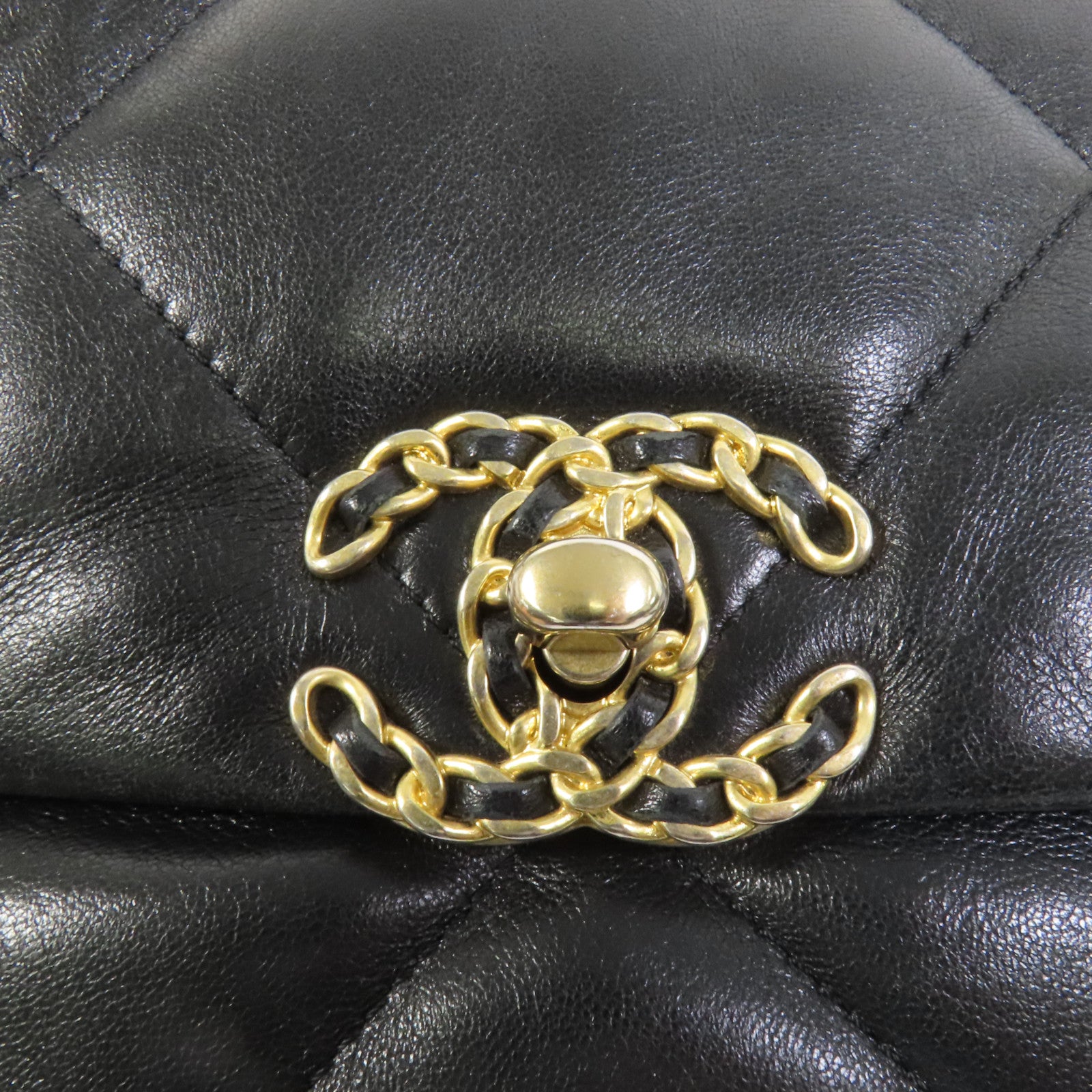 CHANEL 羊皮皮革Chanel 19 Small金扣鏈帶肩背袋