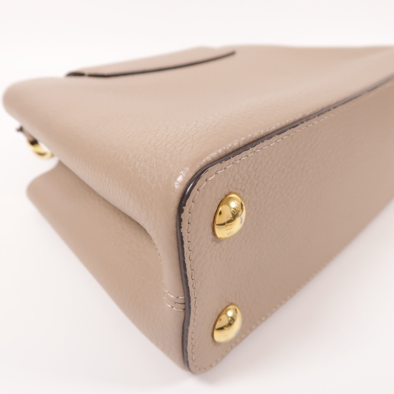 LOUIS VUITTON Taurillon皮革Capucines BB金扣手挽肩背兩用袋