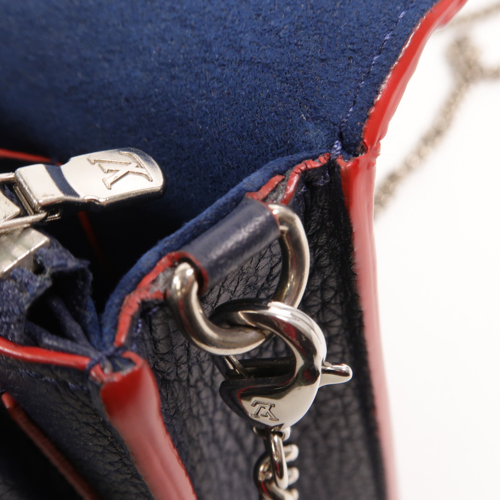LOUIS VUITTON 牛皮皮革MyLockMe鏈帶肩背袋
