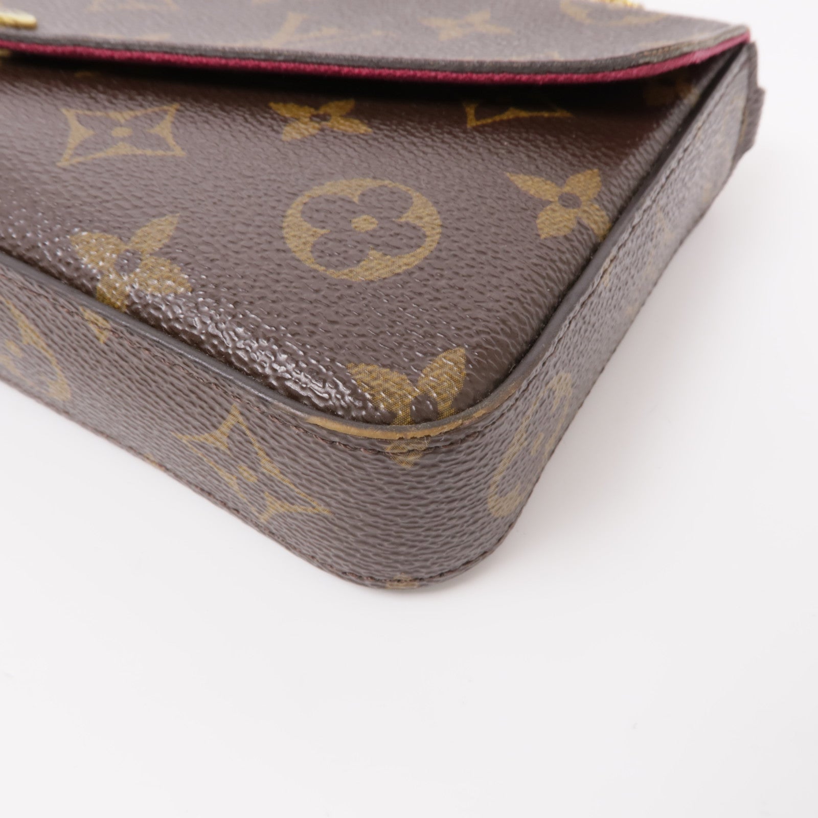 LOUIS VUITTON Monogram Pochette Felicie金扣鏈帶肩背袋