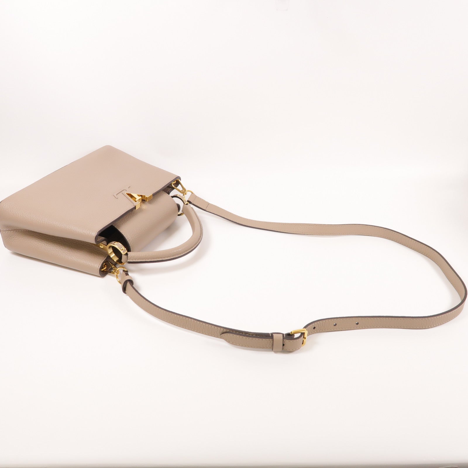 LOUIS VUITTON Taurillon皮革Capucines BB金扣手挽肩背兩用袋
