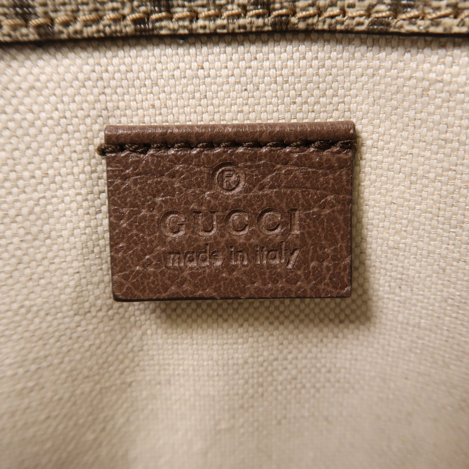 GUCCI 塗層帆布Neo Vintage GG Supreme金扣腰包