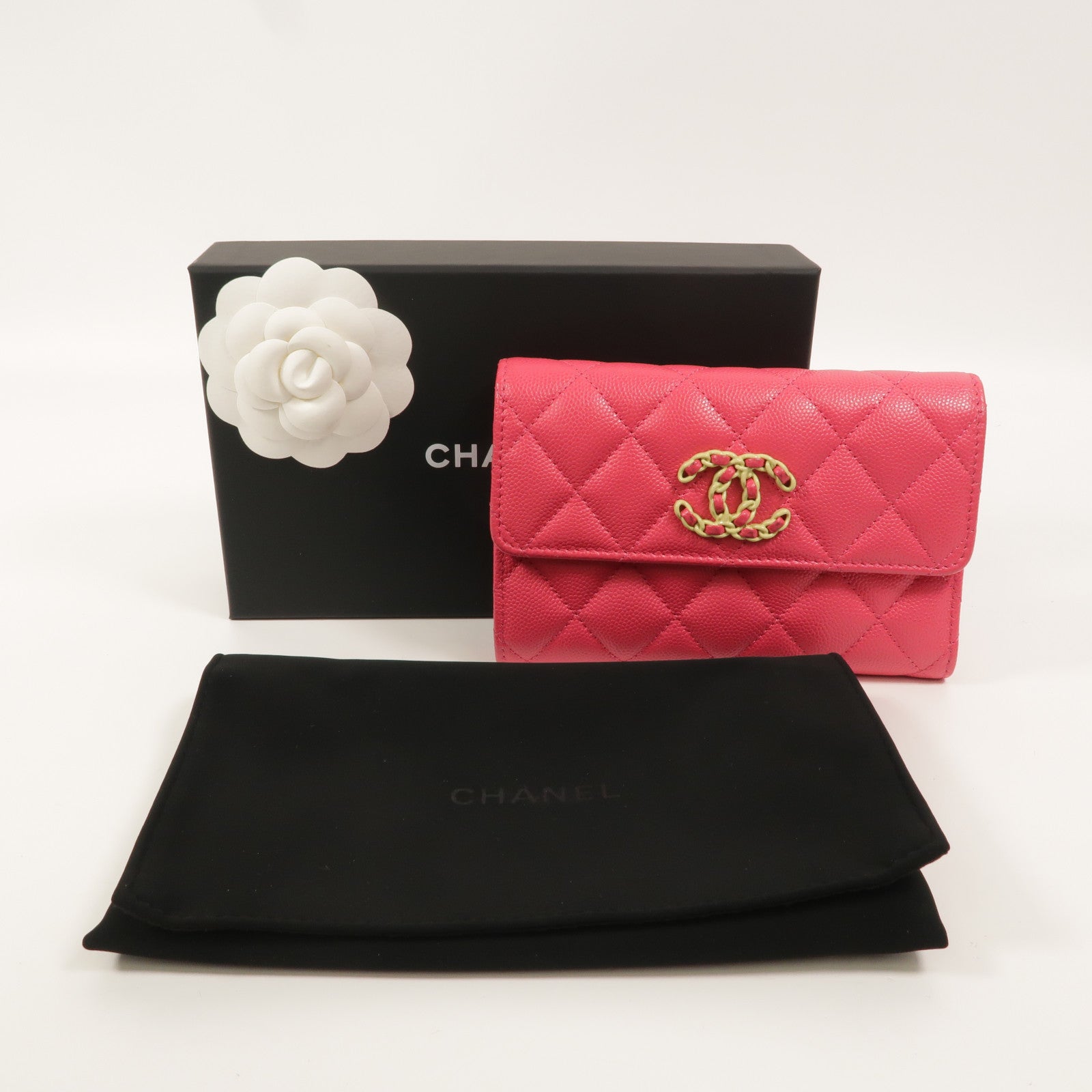 CHANEL 牛皮皮革C19 Wallet長錢包