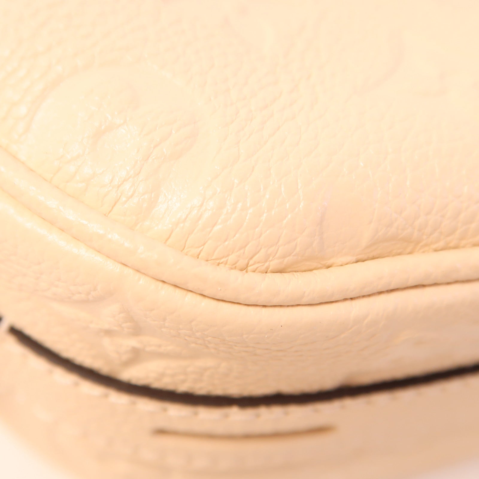 LOUIS VUITTON Monogram Empreinte Boite Chapeau Souple金扣肩背袋