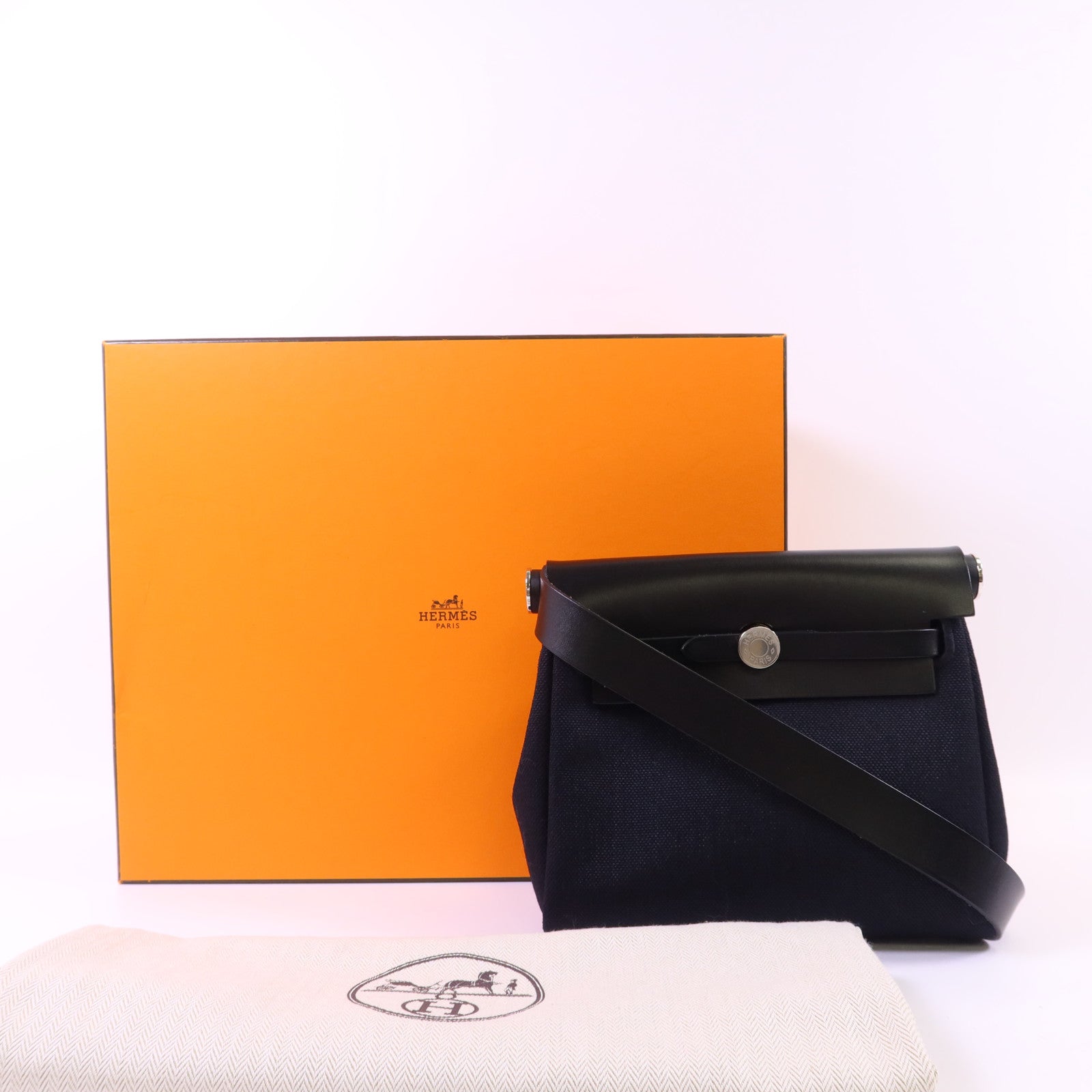 HERMES 帆布Mini Herbag銀扣肩背袋Noir