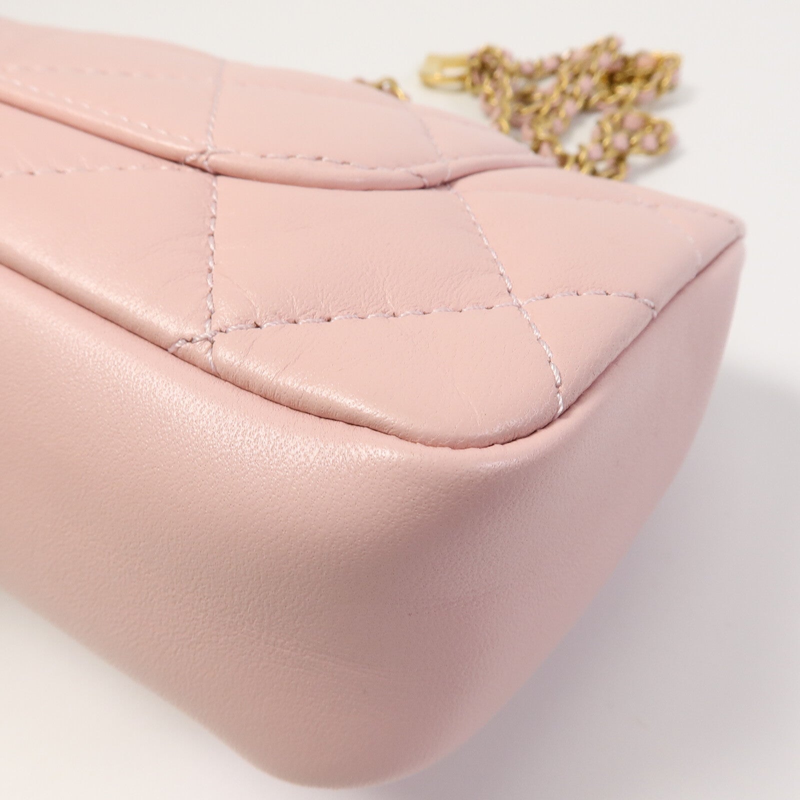 CHANEL 羊皮皮革Heart Chain Flap Bag鏈帶肩背袋