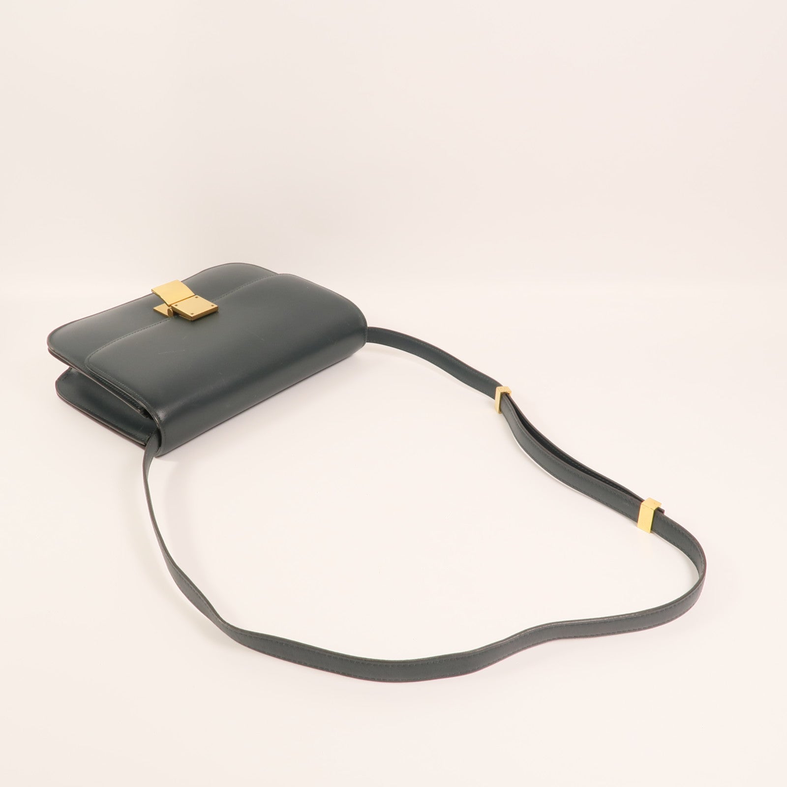CELINE 牛皮皮革Classic Box金扣肩背袋