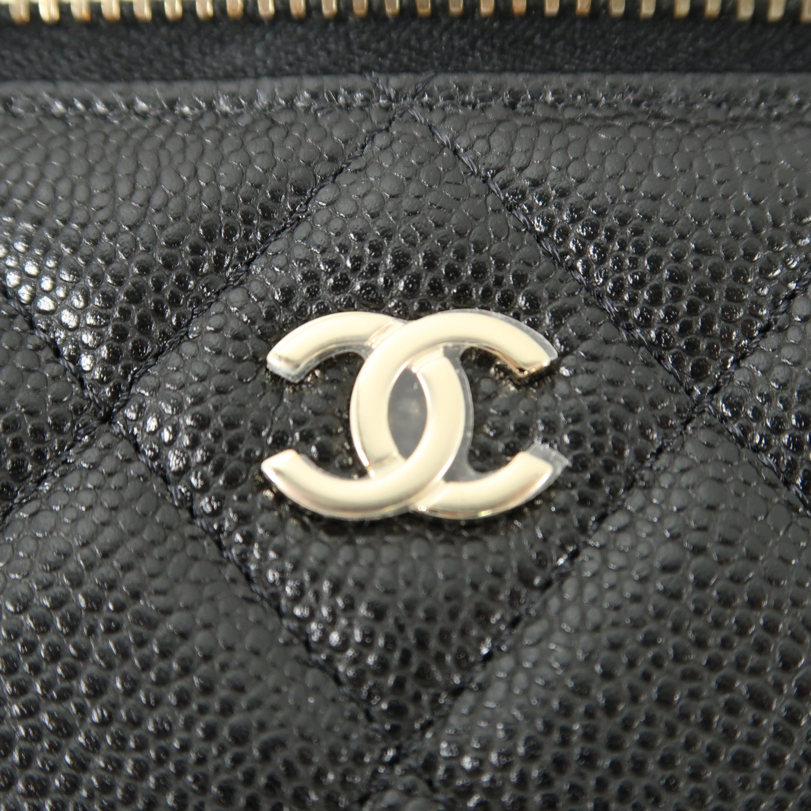 CHANEL 牛皮皮革Vanity Case金扣鏈帶肩背袋黑色