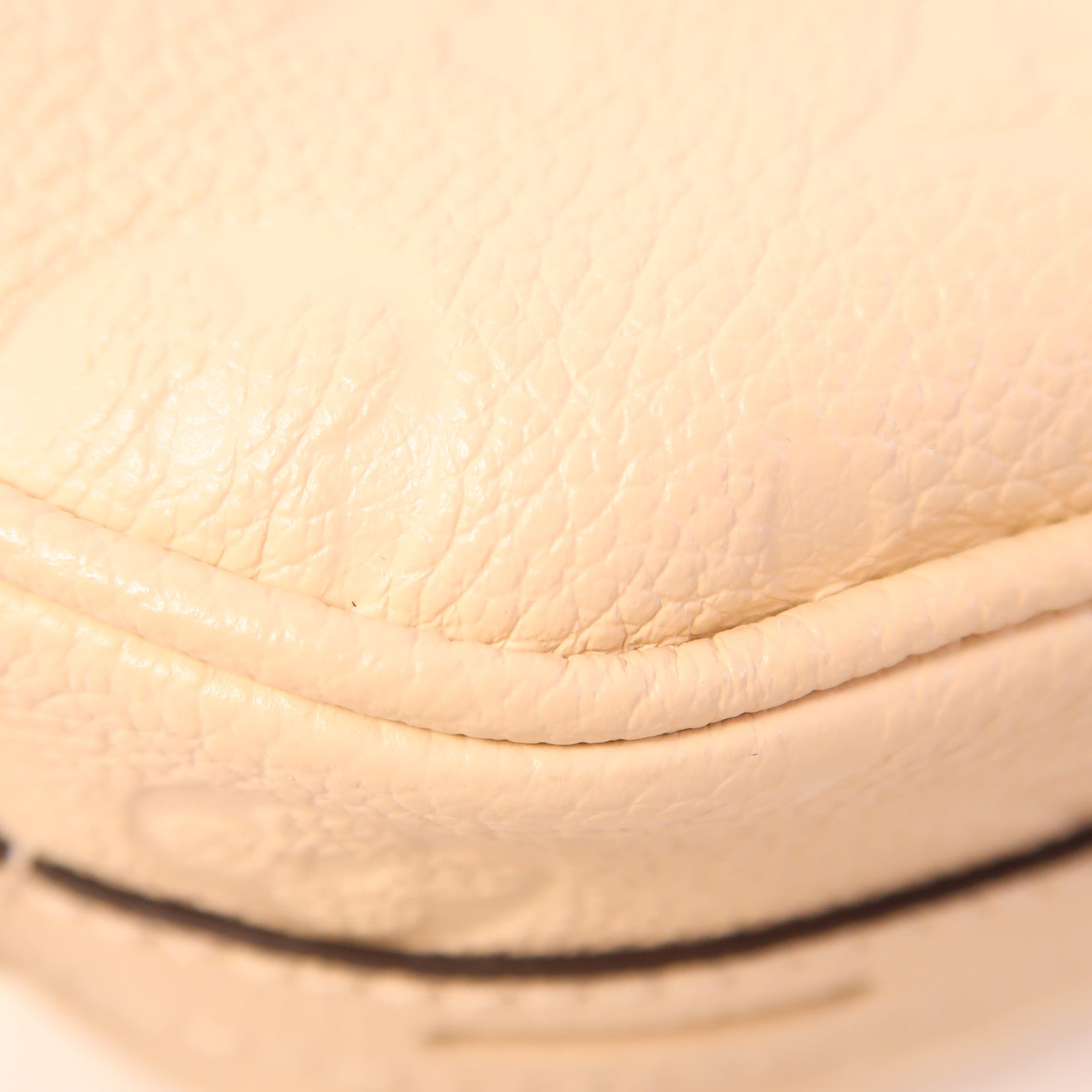 LOUIS VUITTON Monogram Empreinte Boite Chapeau Souple金扣肩背袋