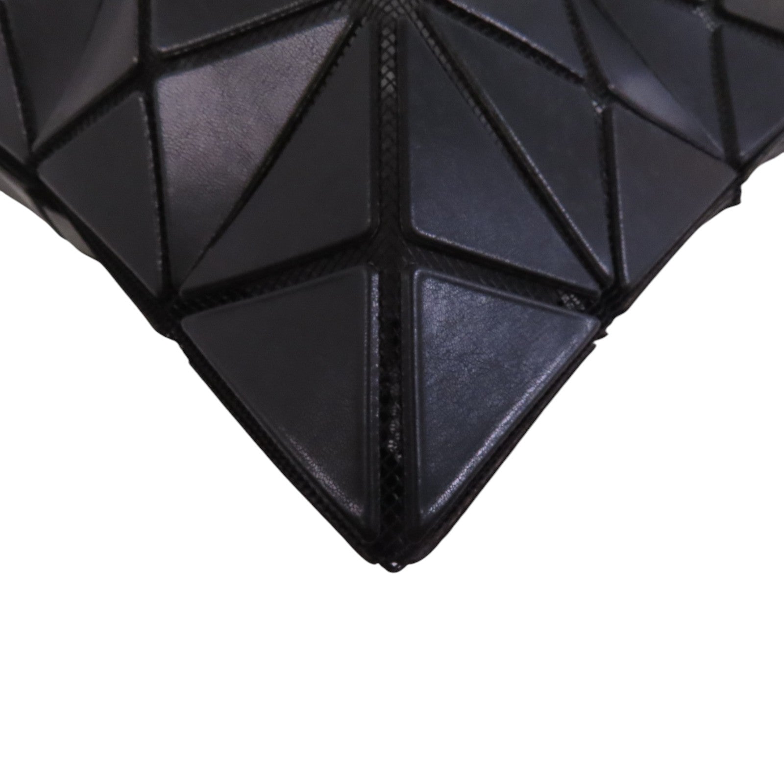 BAO BAO ISSEYMIYAKE PVC BAO BAO ISSEYMIYAKE肩背袋