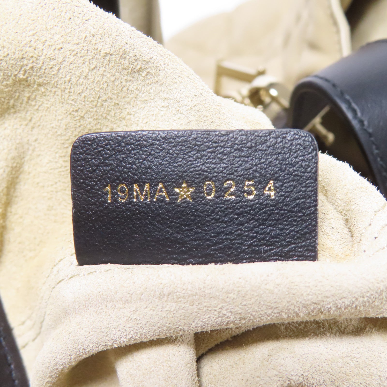 Dior 牛皮皮革Toujours Bag金扣肩背袋