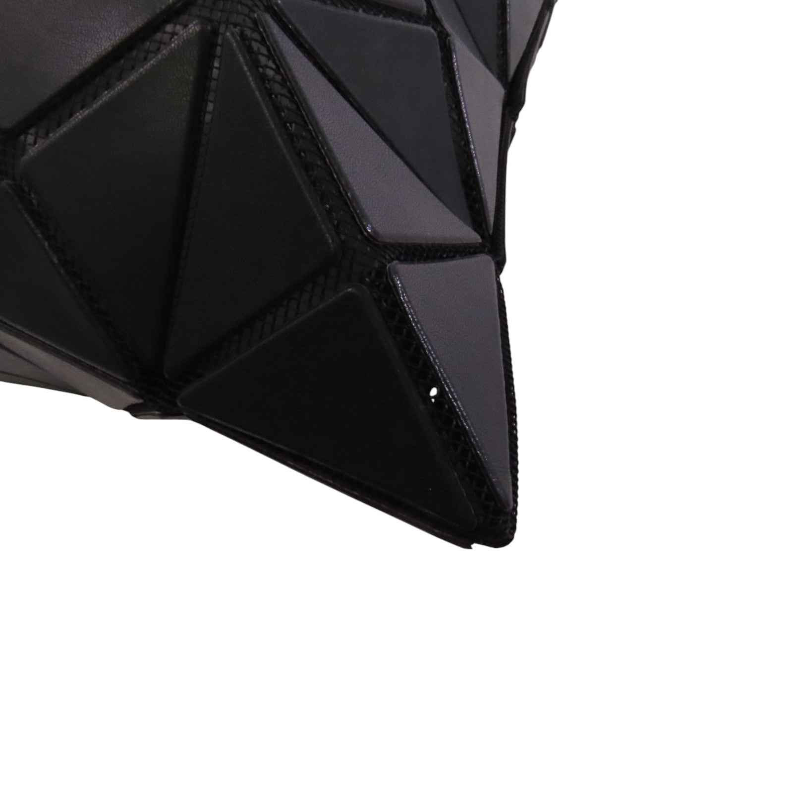 BAO BAO ISSEYMIYAKE PVC BAO BAO ISSEYMIYAKE肩背袋