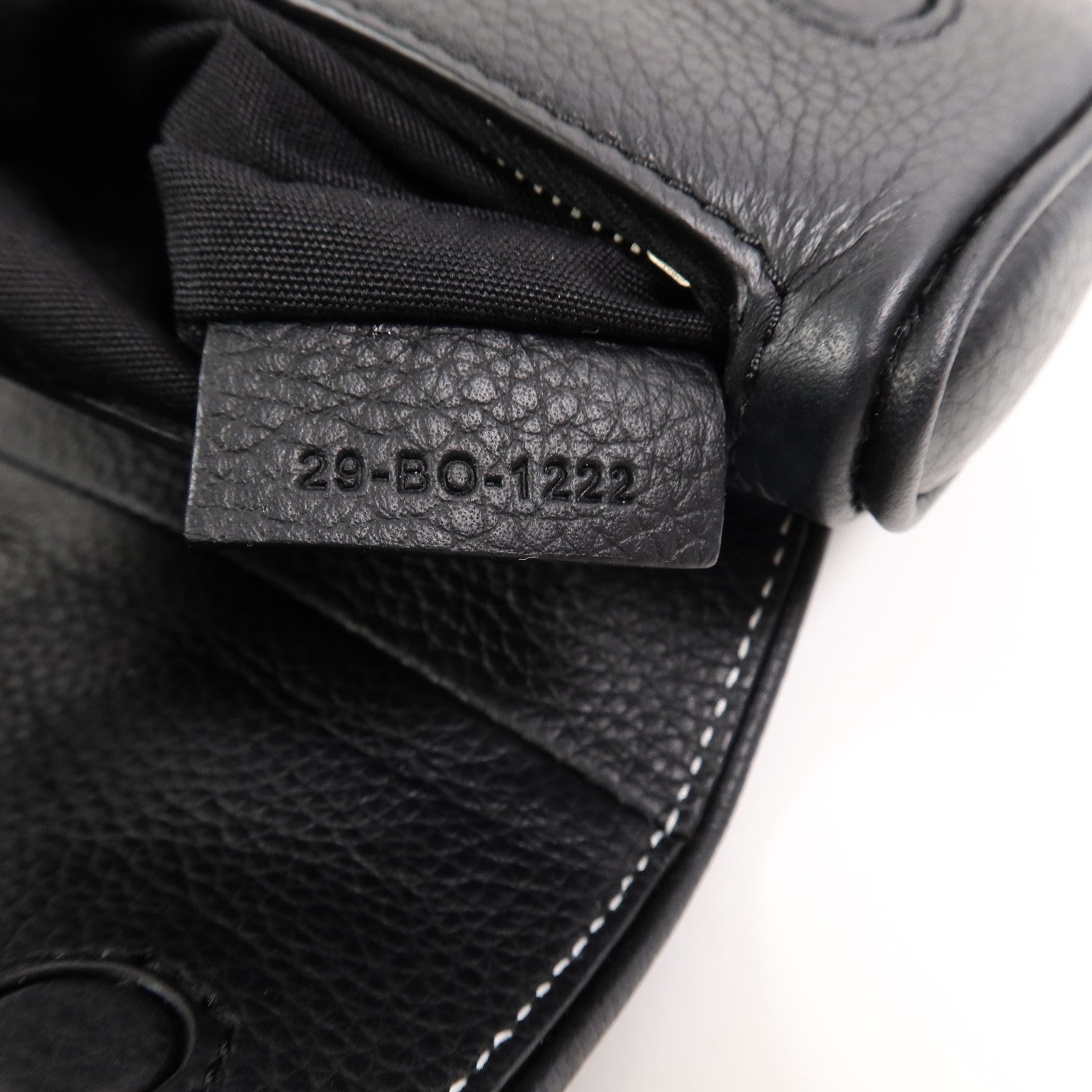Dior 牛皮皮革Nano Saddle肩背袋