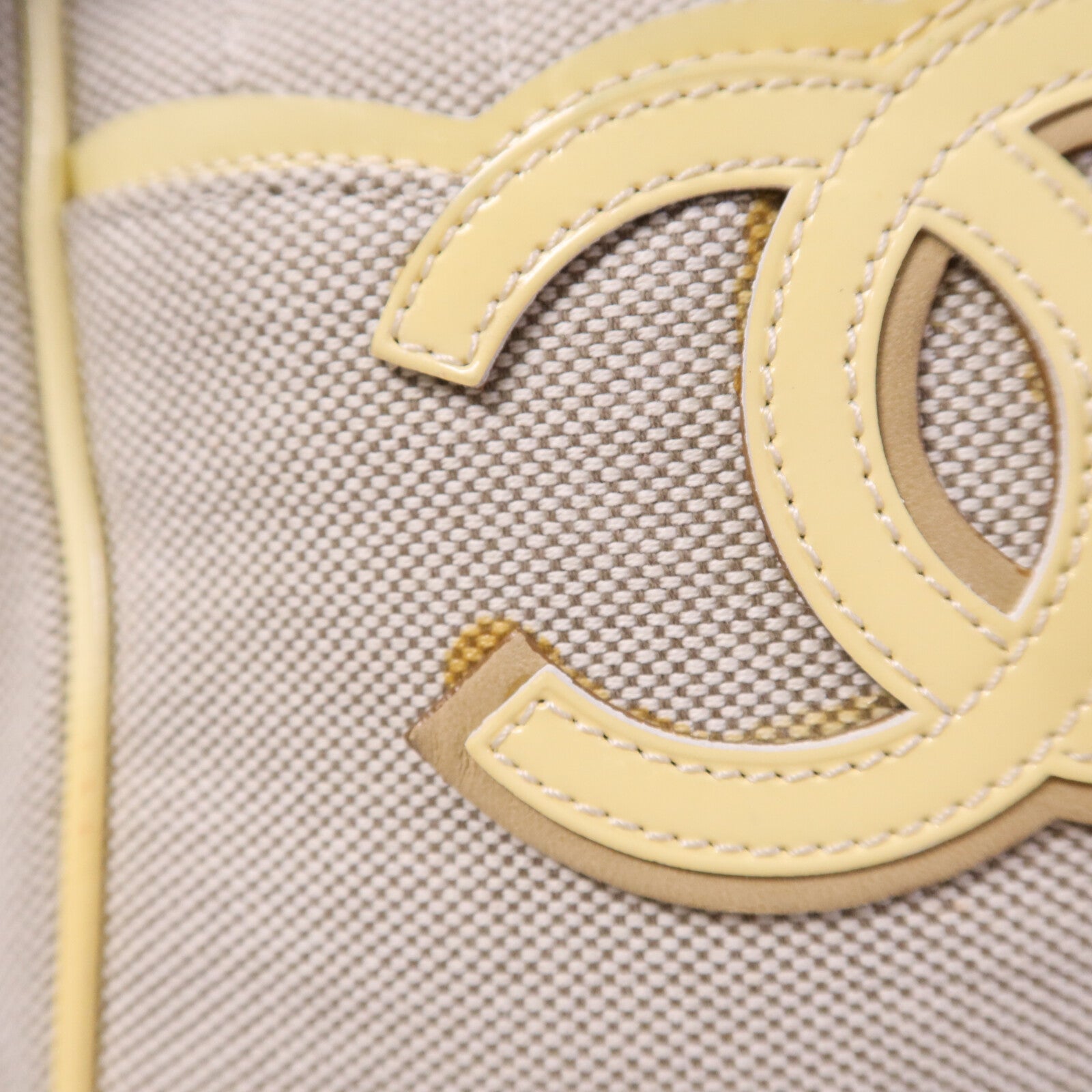 CHANEL 帆布Hand Bag銀扣手挽袋
