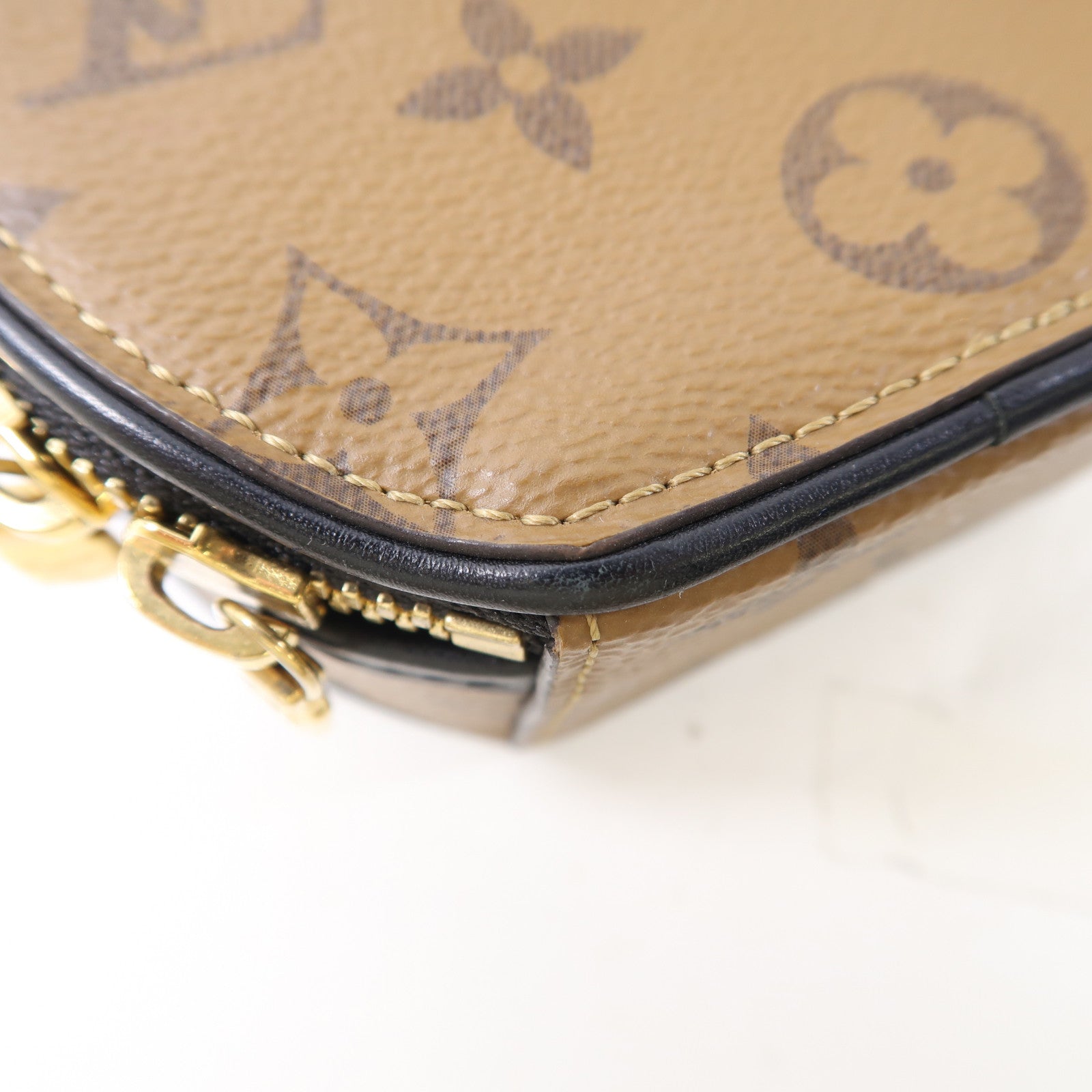 LOUIS VUITTON Monogram Reverse Mini Boite Chapeau金扣肩背袋棕色/黑色