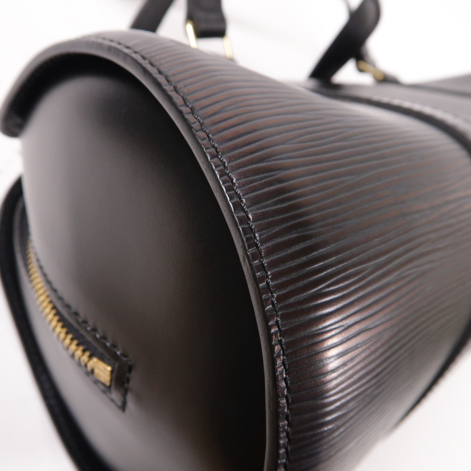LOUIS VUITTON Epi Soufflot金扣手挽袋黑色