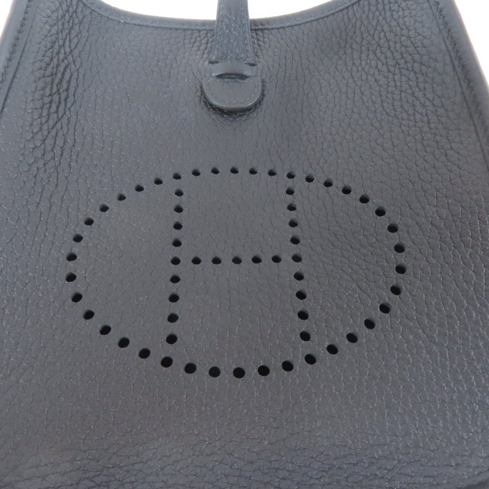HERMES Clemence皮革Evelyne TPM金扣肩背袋Noir/黑色
