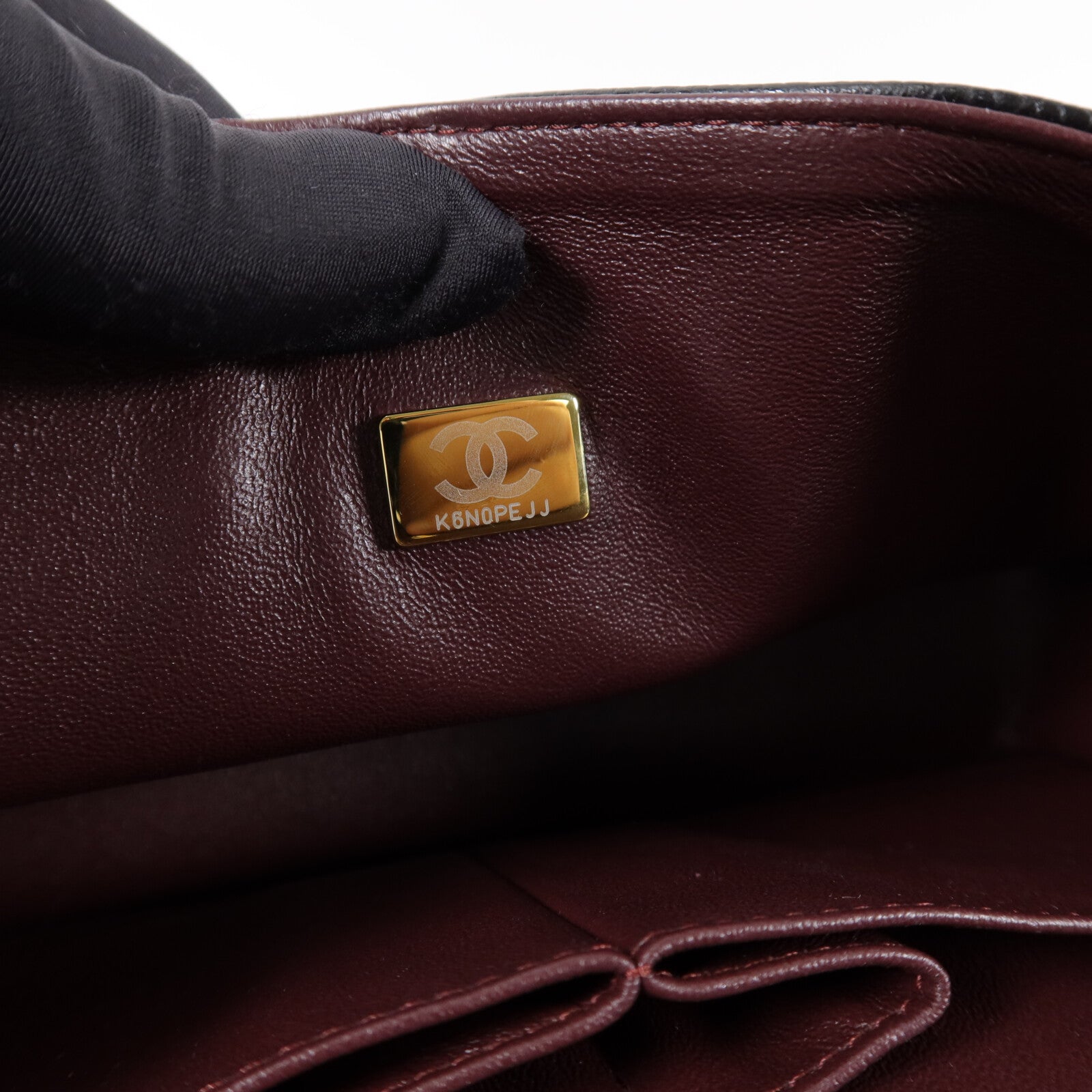 CHANEL 牛皮皮革Classic 23鏈帶肩背袋