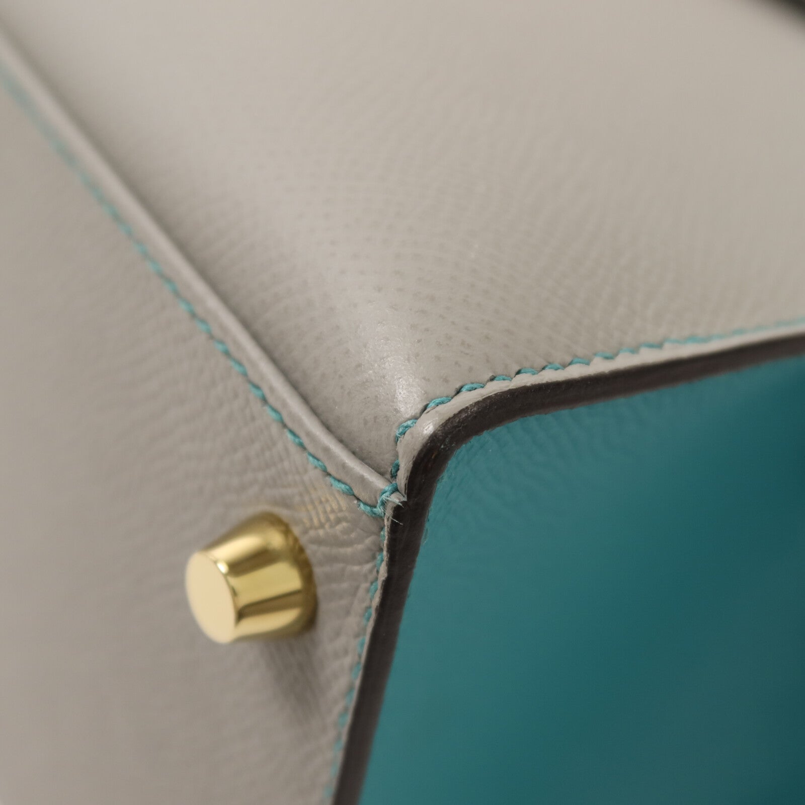 HERMES Epsom皮革Kelly 28金扣手挽肩背兩用袋Gris Mouette/Bleu Paon