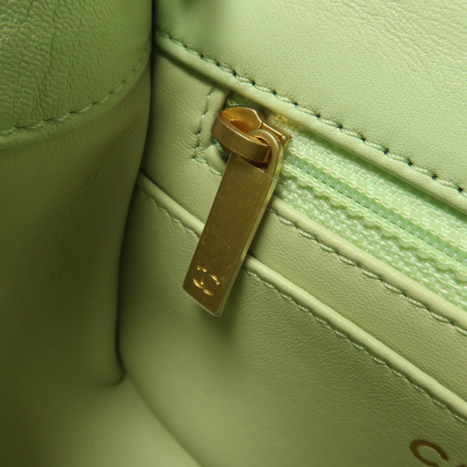 CHANEL 羊皮皮革Classic 17鏈帶肩背袋