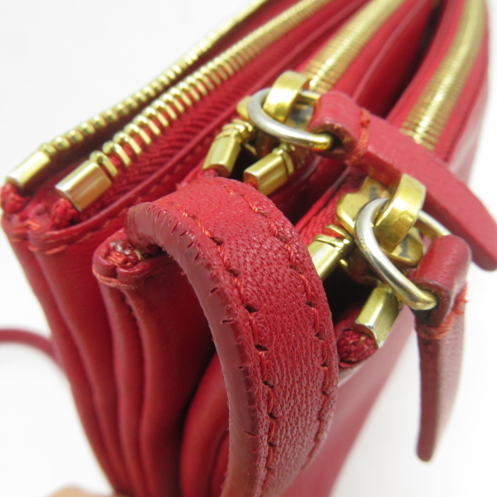 CELINE 羊皮皮革Trio Shoulder Bag金扣肩背袋紅色