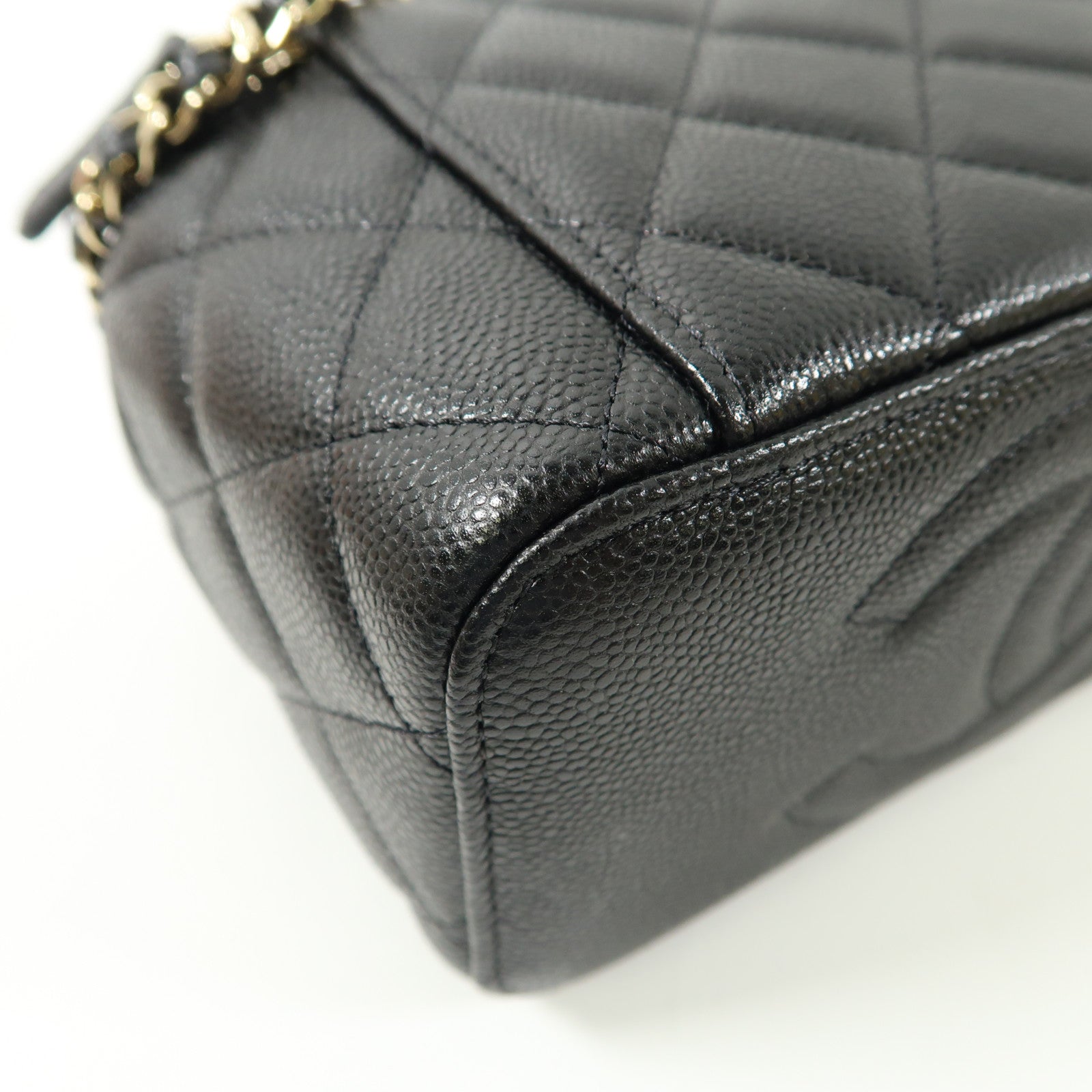 CHANEL 牛皮皮革Vanity Case金扣鏈帶肩背袋黑色