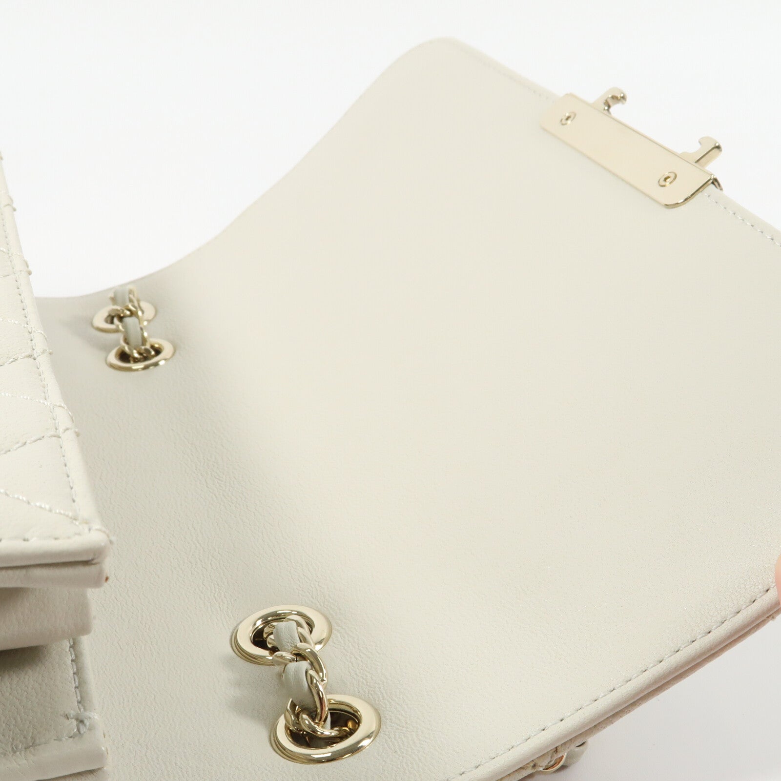 CHANEL 牛皮皮革Beauty Lock Flap Bag鏈帶肩背袋