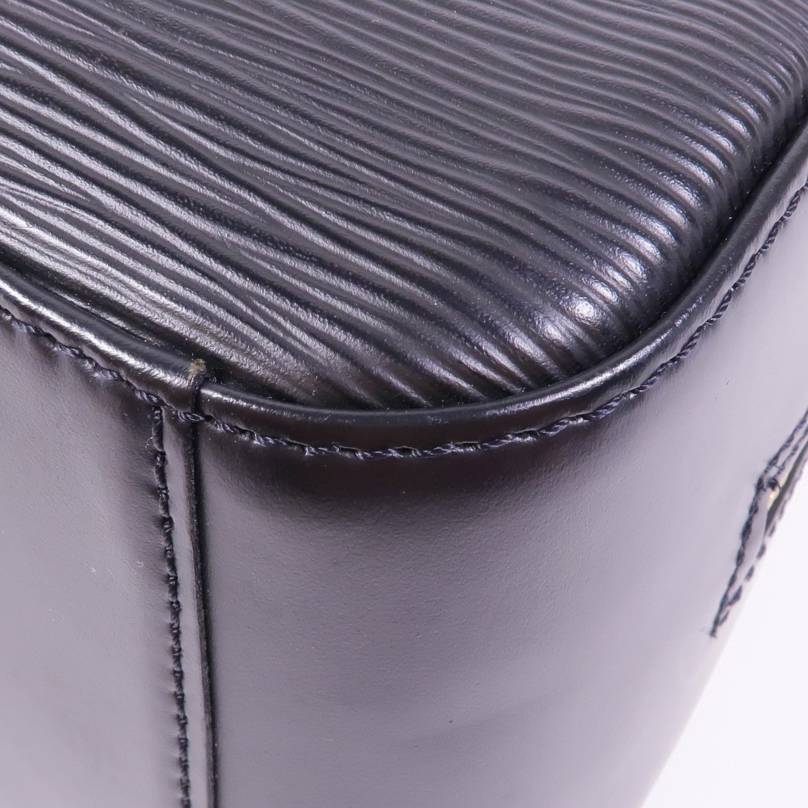 LOUIS VUITTON Epi Jasmin金扣手挽袋
