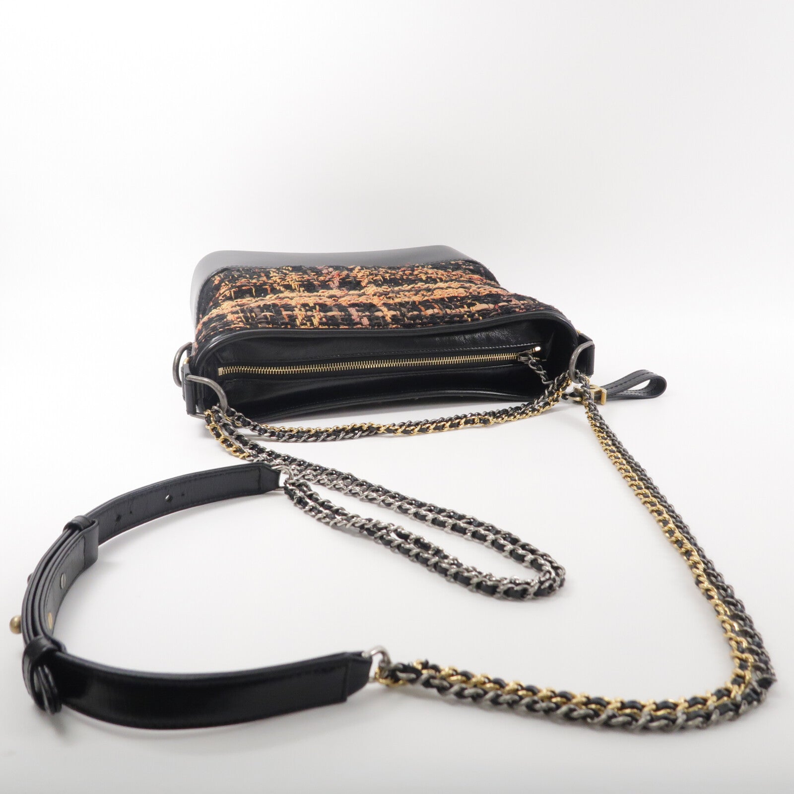 CHANEL Tweed/牛皮皮革Gabrielle Medium鏈帶肩背袋