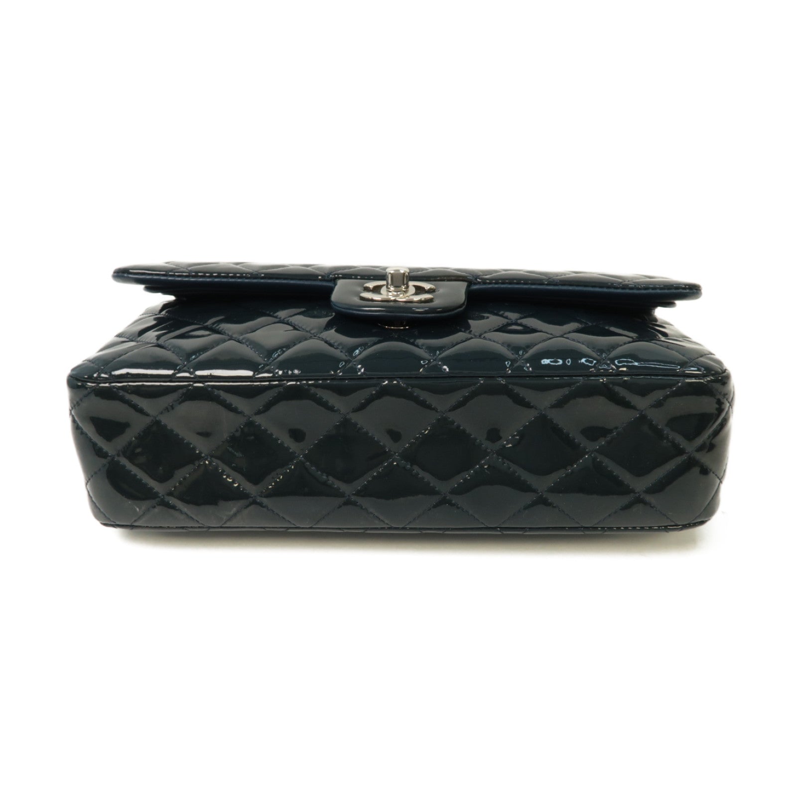 CHANEL 【激減優惠】菱格漆皮皮革Classic Flap 25銀扣鏈帶肩背袋藍色