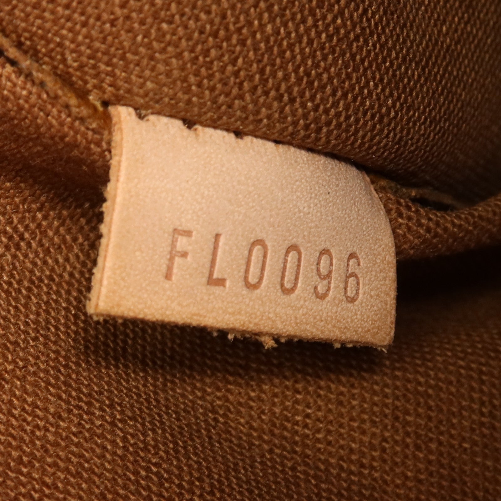 LOUIS VUITTON Monogram Lockit Vertical金扣手挽袋