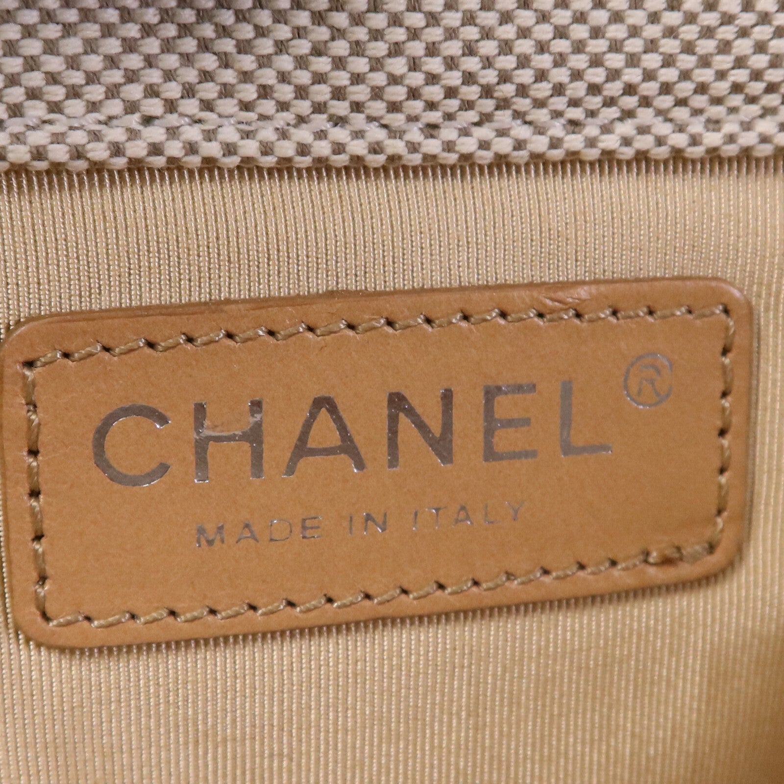 CHANEL 帆布Hand Bag銀扣手挽袋