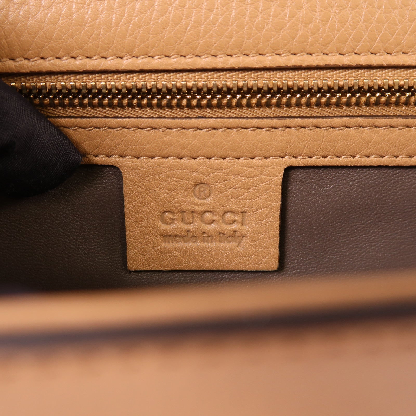 GUCCI 牛皮皮革Shoulder Bag金扣鏈帶肩背袋