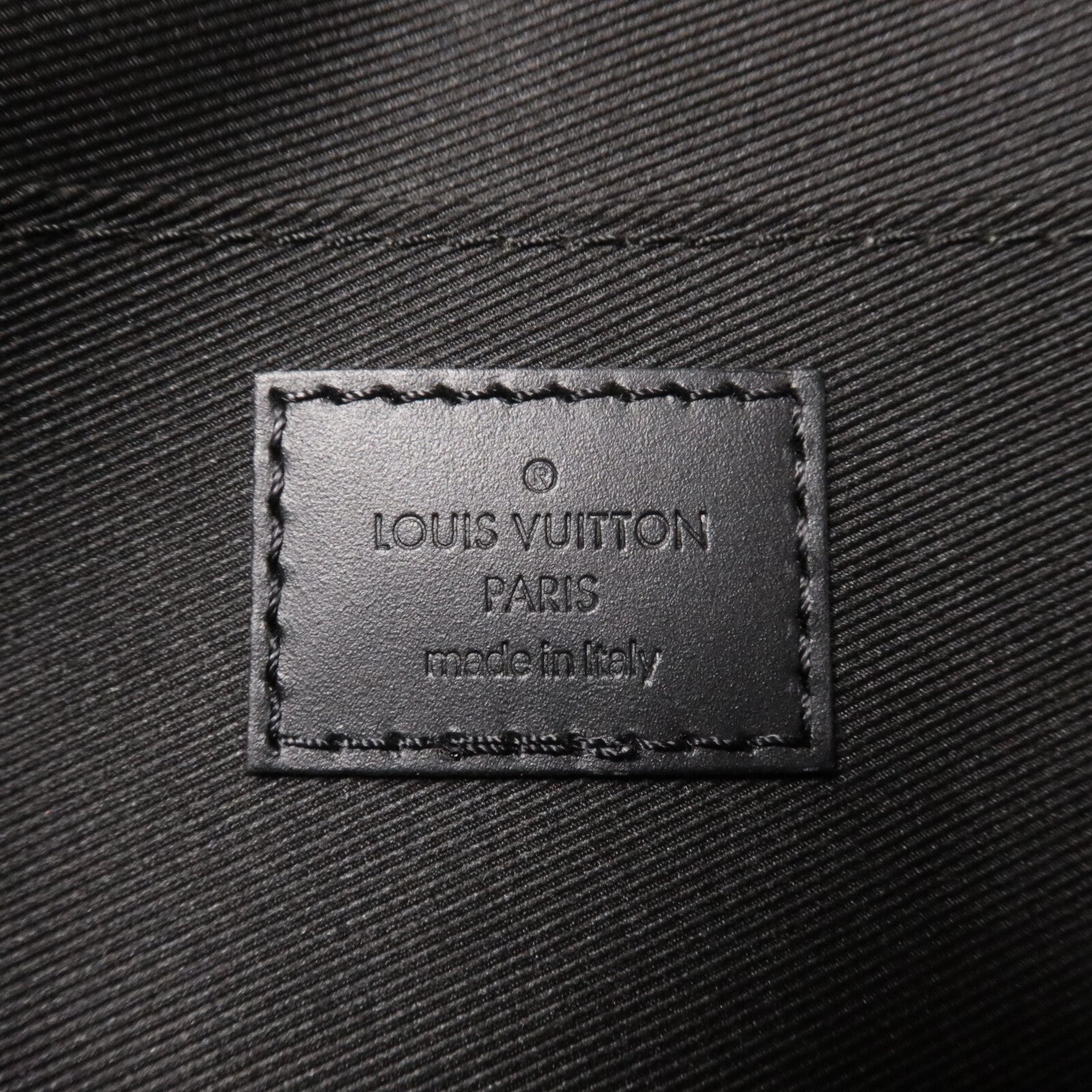 LOUIS VUITTON Monogram Eclipse Moon肩背袋