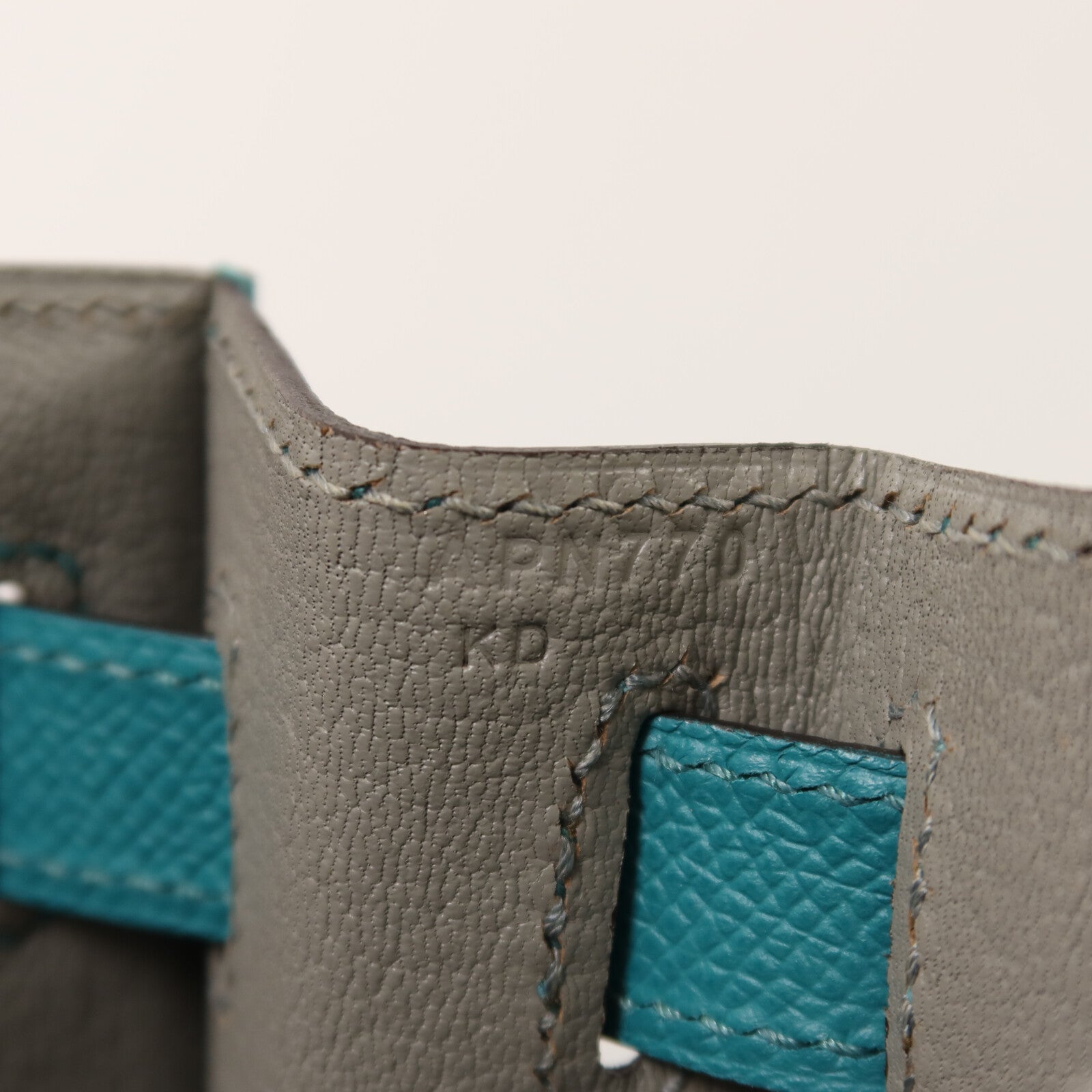 HERMES Epsom皮革Kelly 28金扣手挽肩背兩用袋Gris Mouette/Bleu Paon