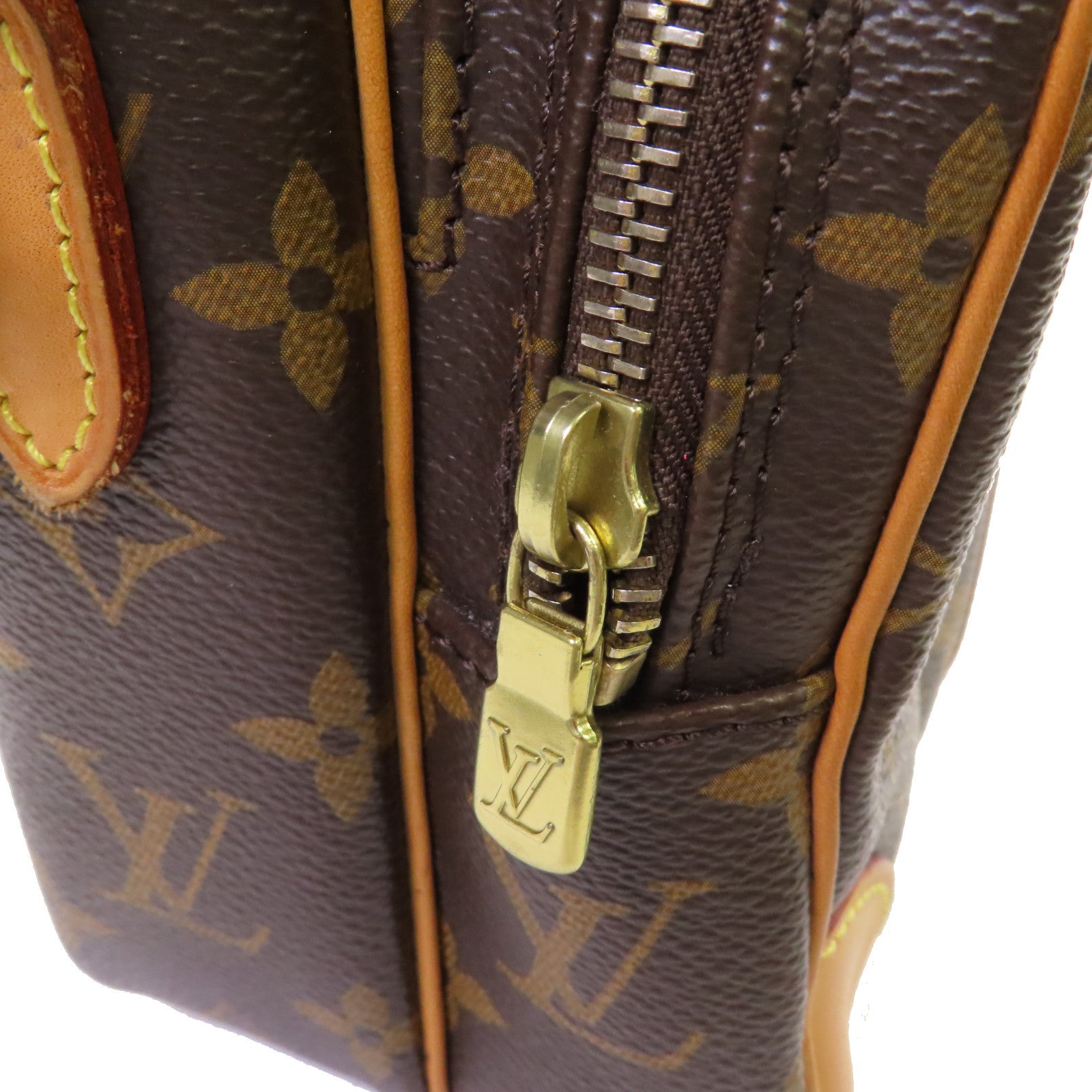 LOUIS VUITTON Monogram Amazon Shoulder Bag金扣肩背袋啡色