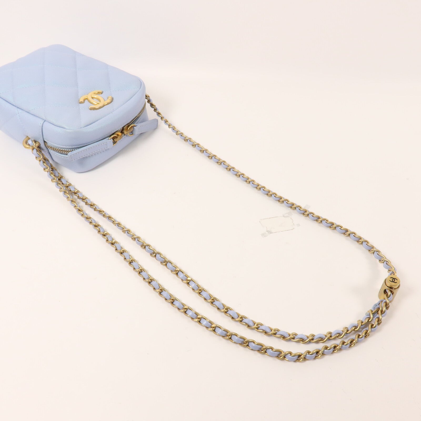 CHANEL 牛皮皮革Mini Camera Bag鏈帶肩背袋