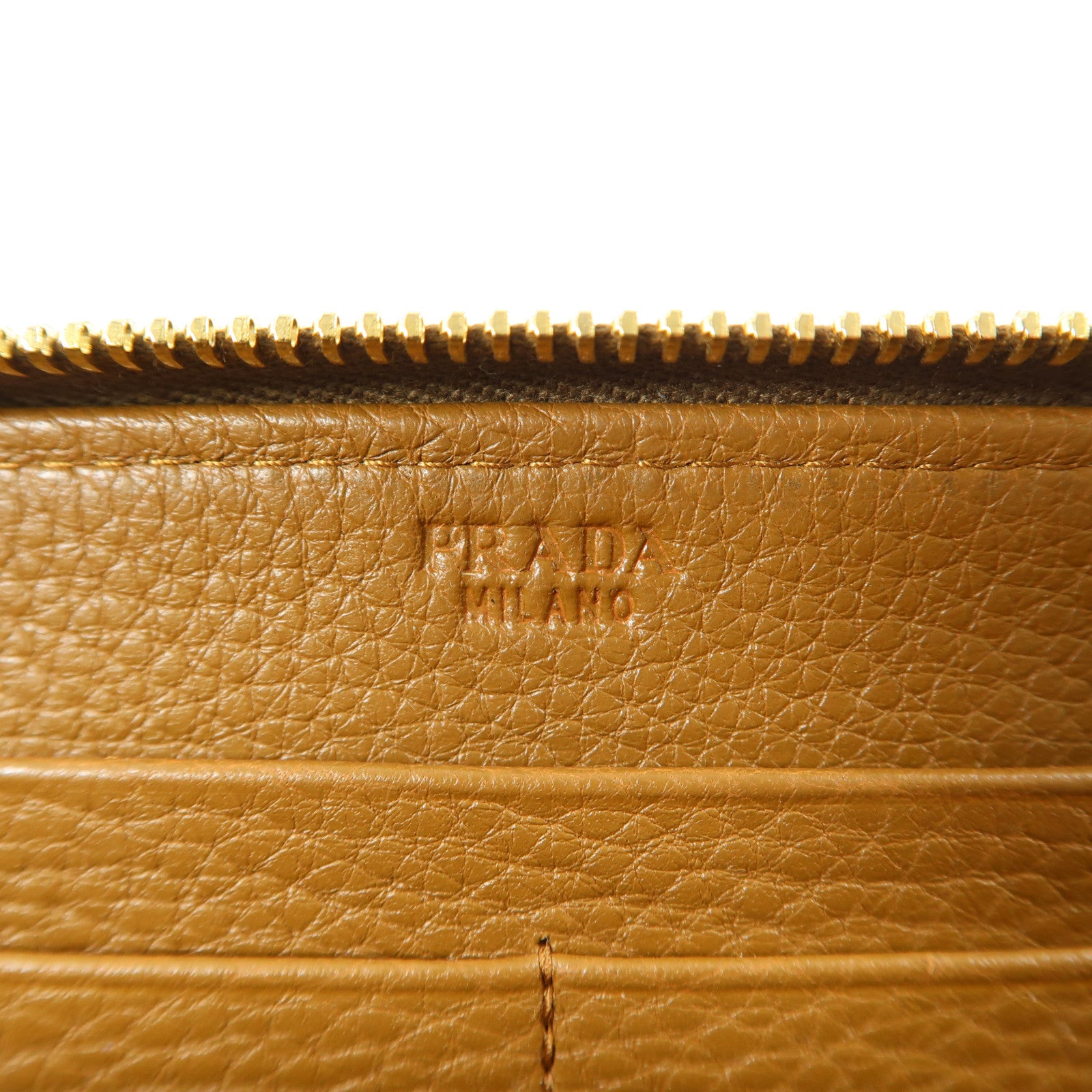 PRADA 牛皮皮革Zipper Long Round Wallet金扣長錢包啡色