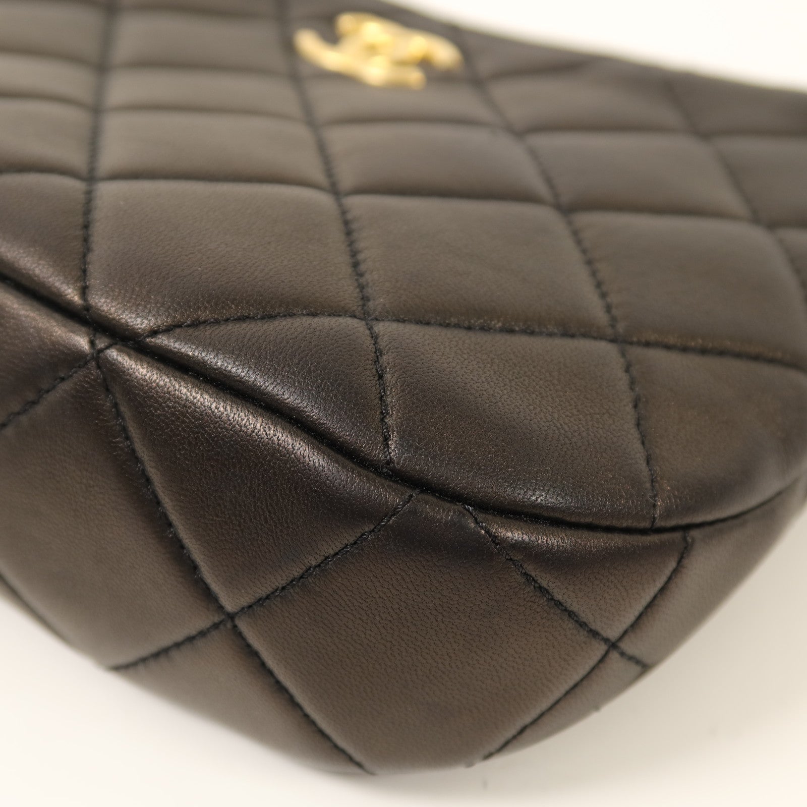 CHANEL 羊皮皮革Hobo金扣鏈帶肩背袋