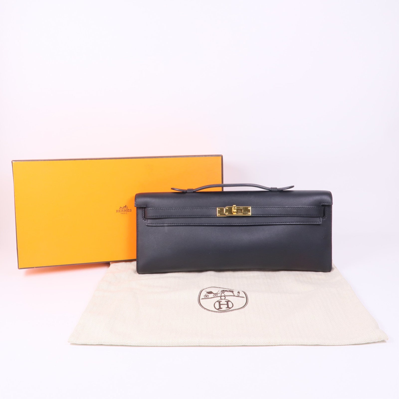 HERMES Swift皮革Kelly Cut金扣手挽袋Noir
