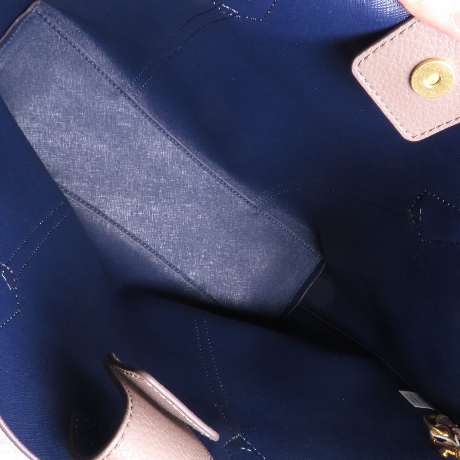 Tory Burch 牛皮皮革Perry Medium金扣手挽袋