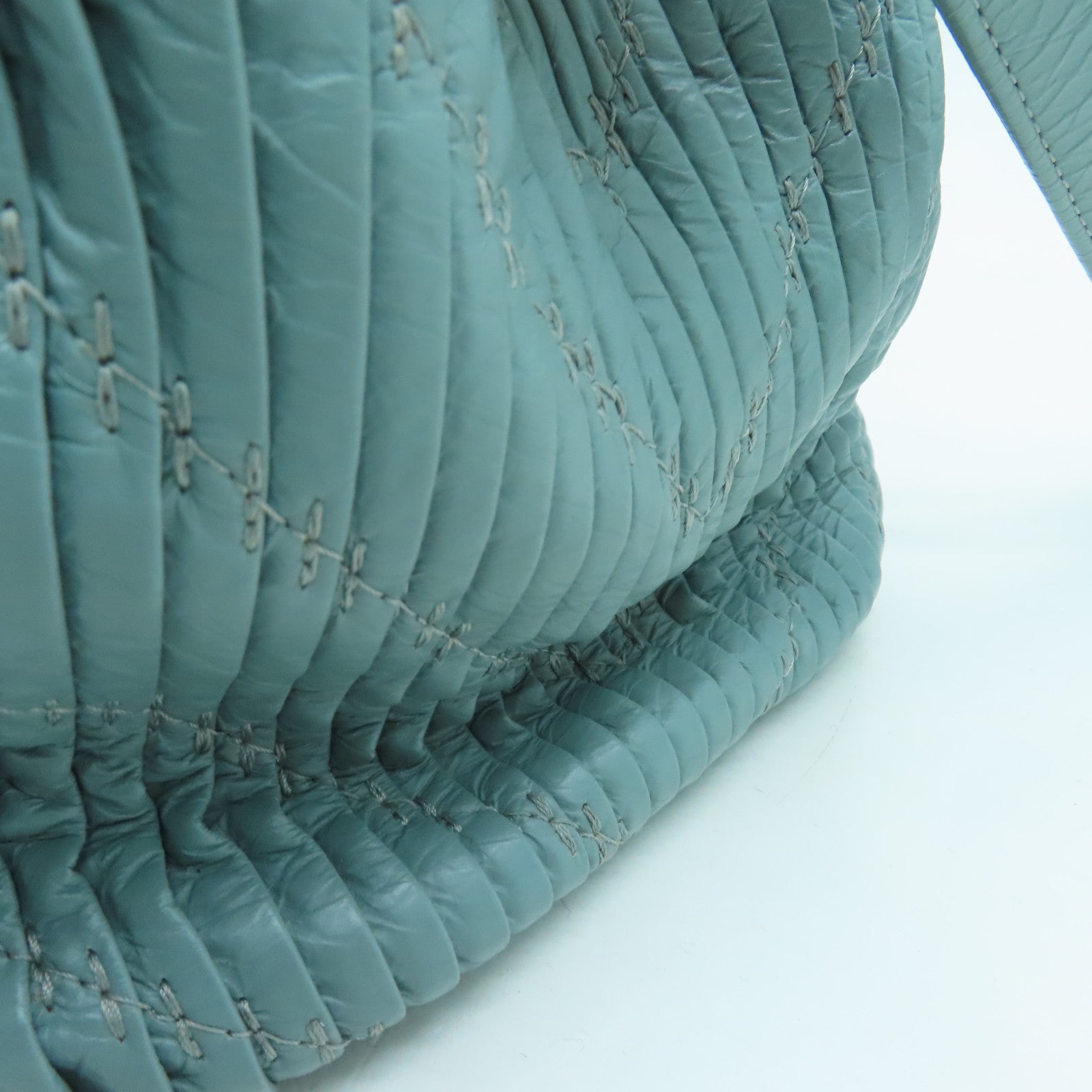 CHANEL 【激減優惠】牛皮皮革Shoulder Bag金扣肩背袋藍色