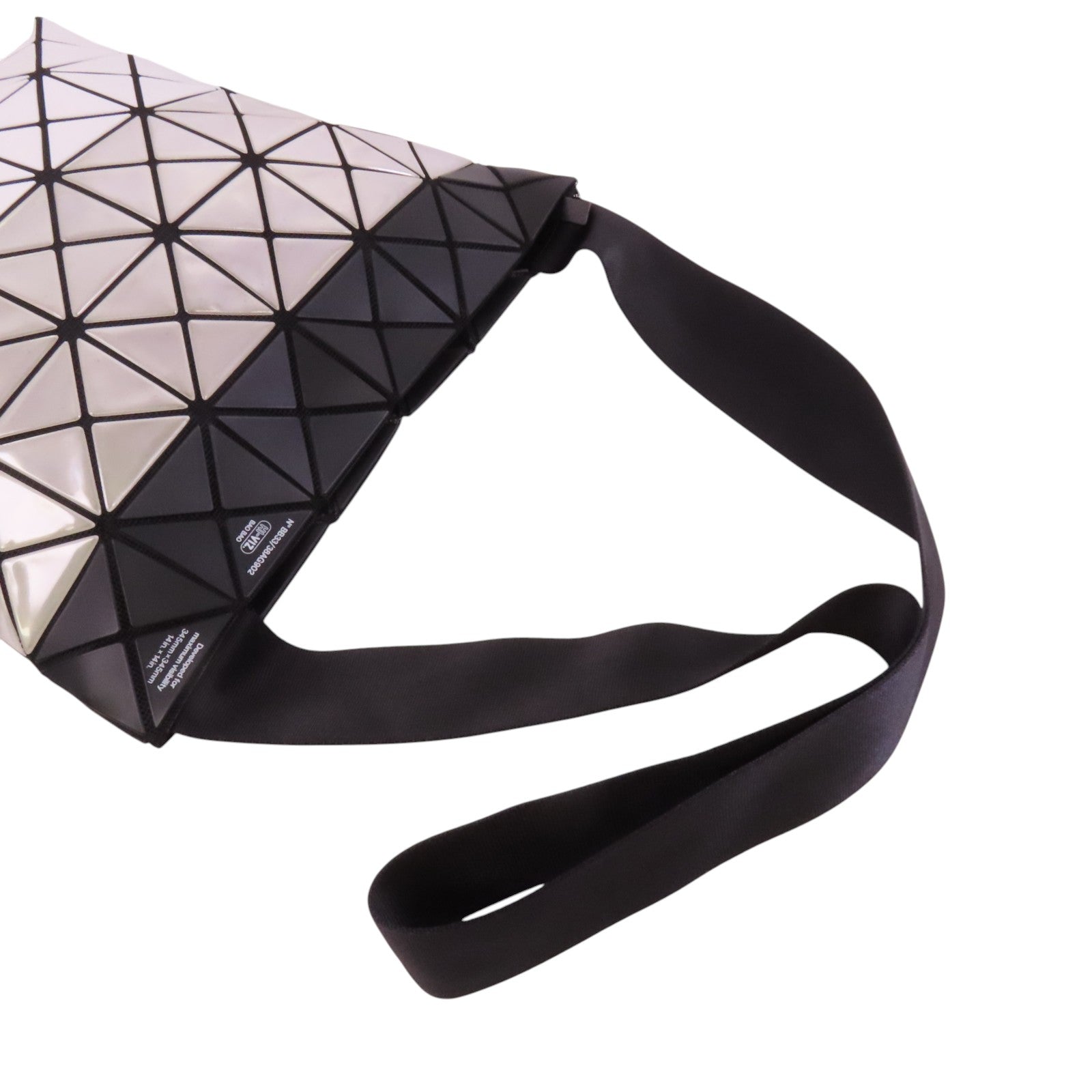 BAO BAO ISSEYMIYAKE Bao Bao ISSEYMIYAKE肩背袋